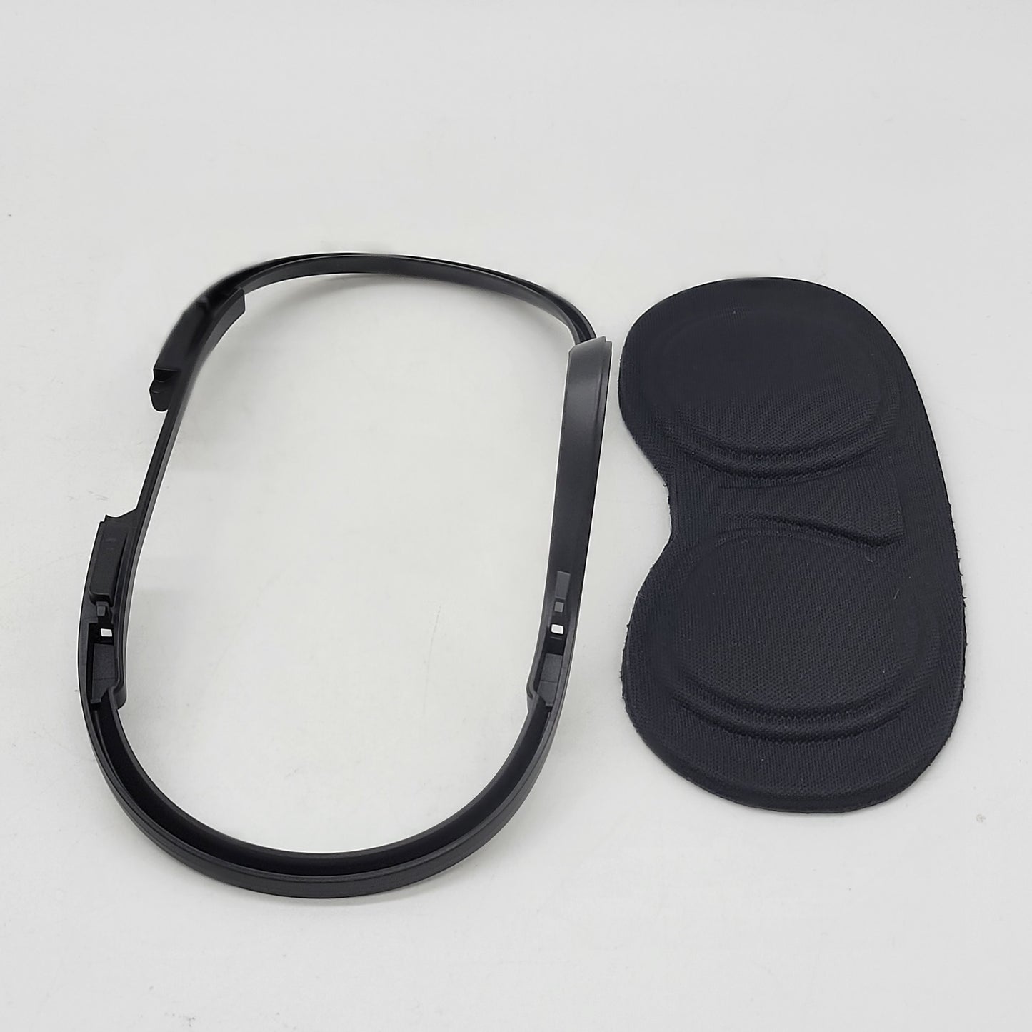 Meta Quest 3S 128GB Standalone All-in-One VR Headset P97