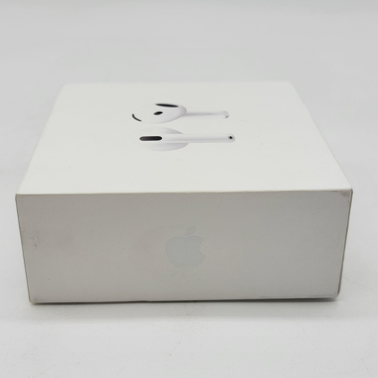 New Apple AirPods 4th Gen with Charging Case A3053 A3050 A3058 MXP63LL/A