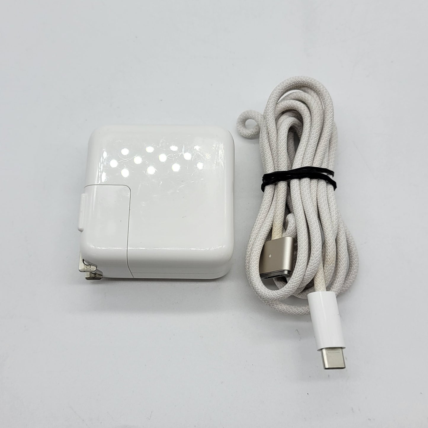 2024 Apple MacBook Air 13.6" M3 8C GPU 4.0GHz 16GB RAM 256GB SSD A3113