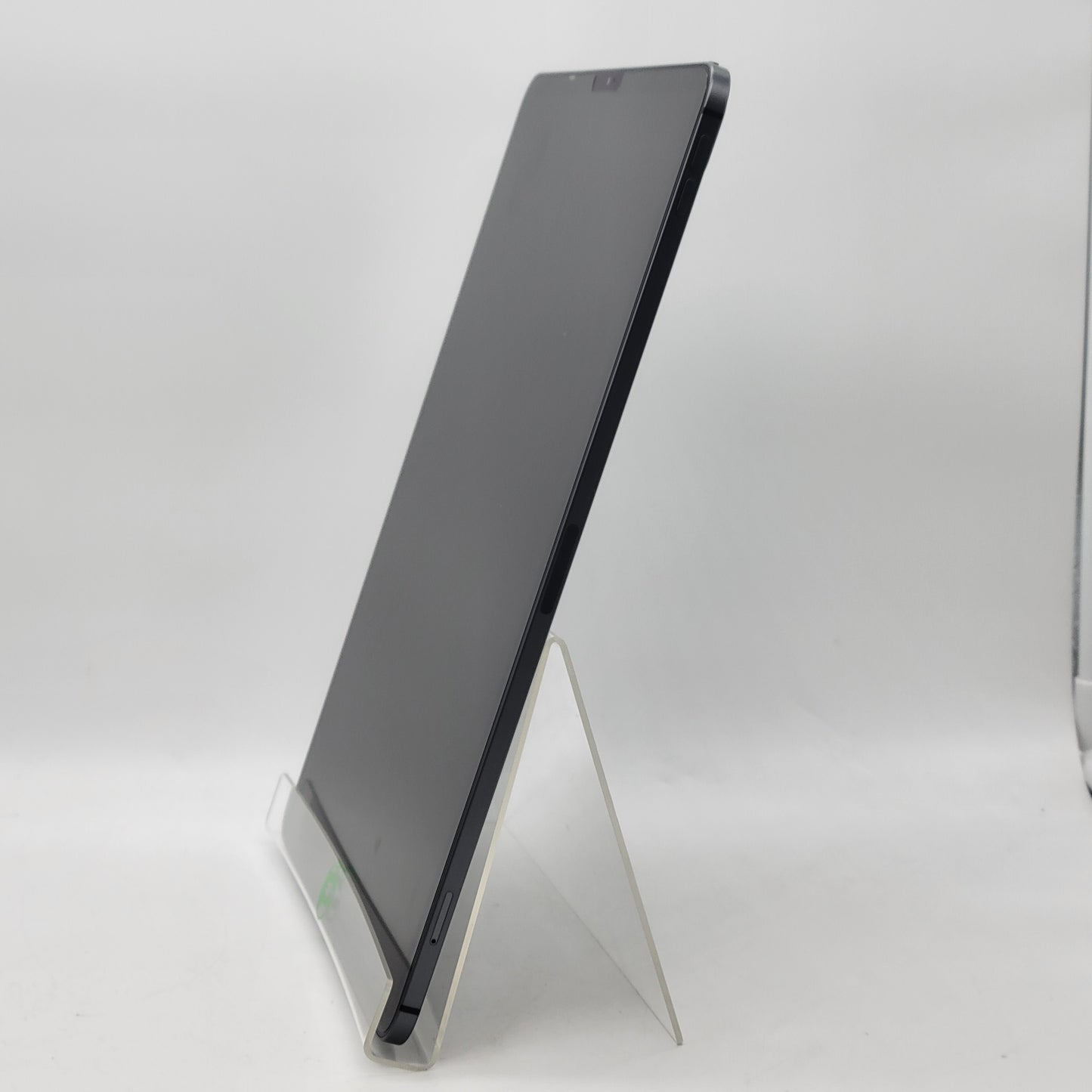 Unlocked Apple iPad Pro 12.9" 4th Gen 256GB 26.0 Space gray MXFE2LL/A