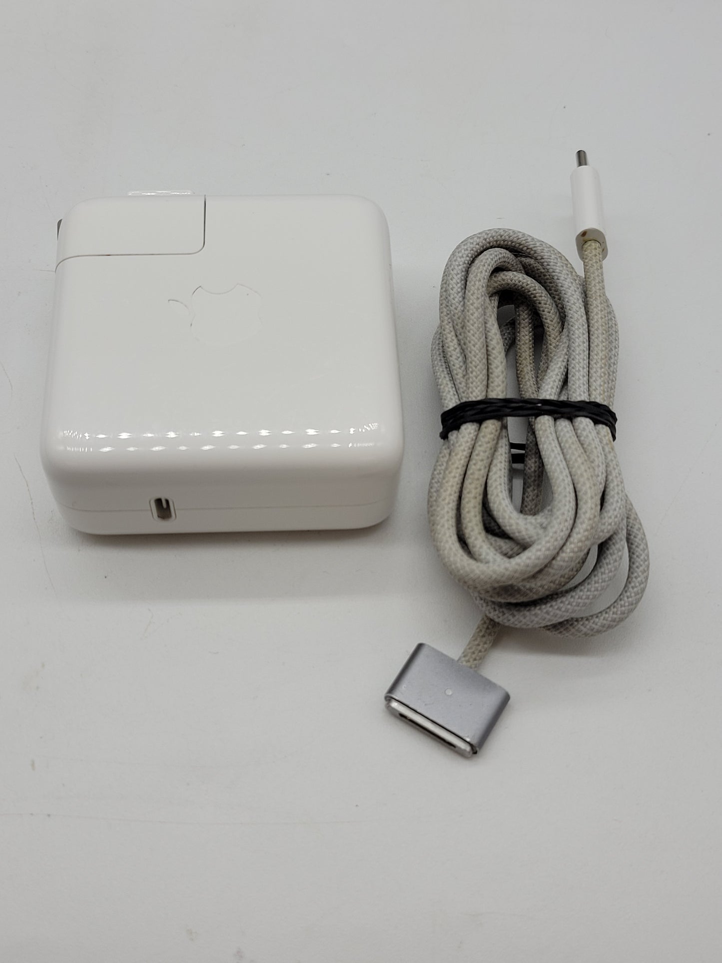 2024 Apple MacBook Air 13.6" M3 8C GPU 4.0GHz 8GB RAM 256GB SSD A3113