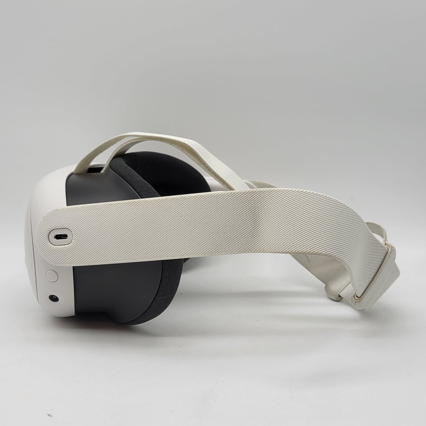 Meta Quest 3 512GB Standalone All-in-One VR Headset S3A