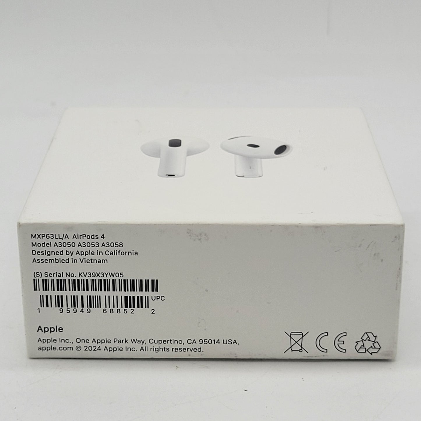 New Apple AirPods 4th Gen with Charging Case A3058 A3053 A3050 MXP63LL/A