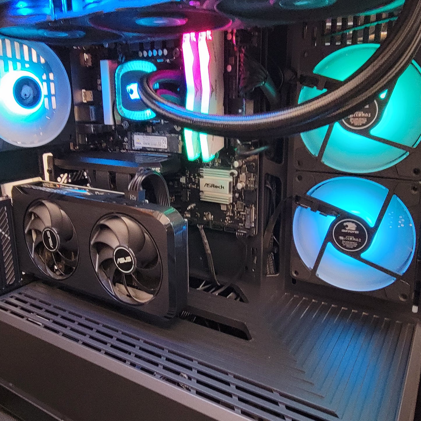 iBuyPower i-Series i7-13700F 2.10GHz 32GB RAM 1TB SSD AMD GeForce RTX 3070