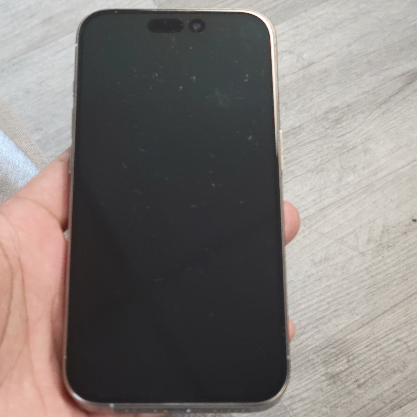 Factory Unlocked Apple iPhone 15 Pro 128GB Natural Titanium MTQP3LL/A
