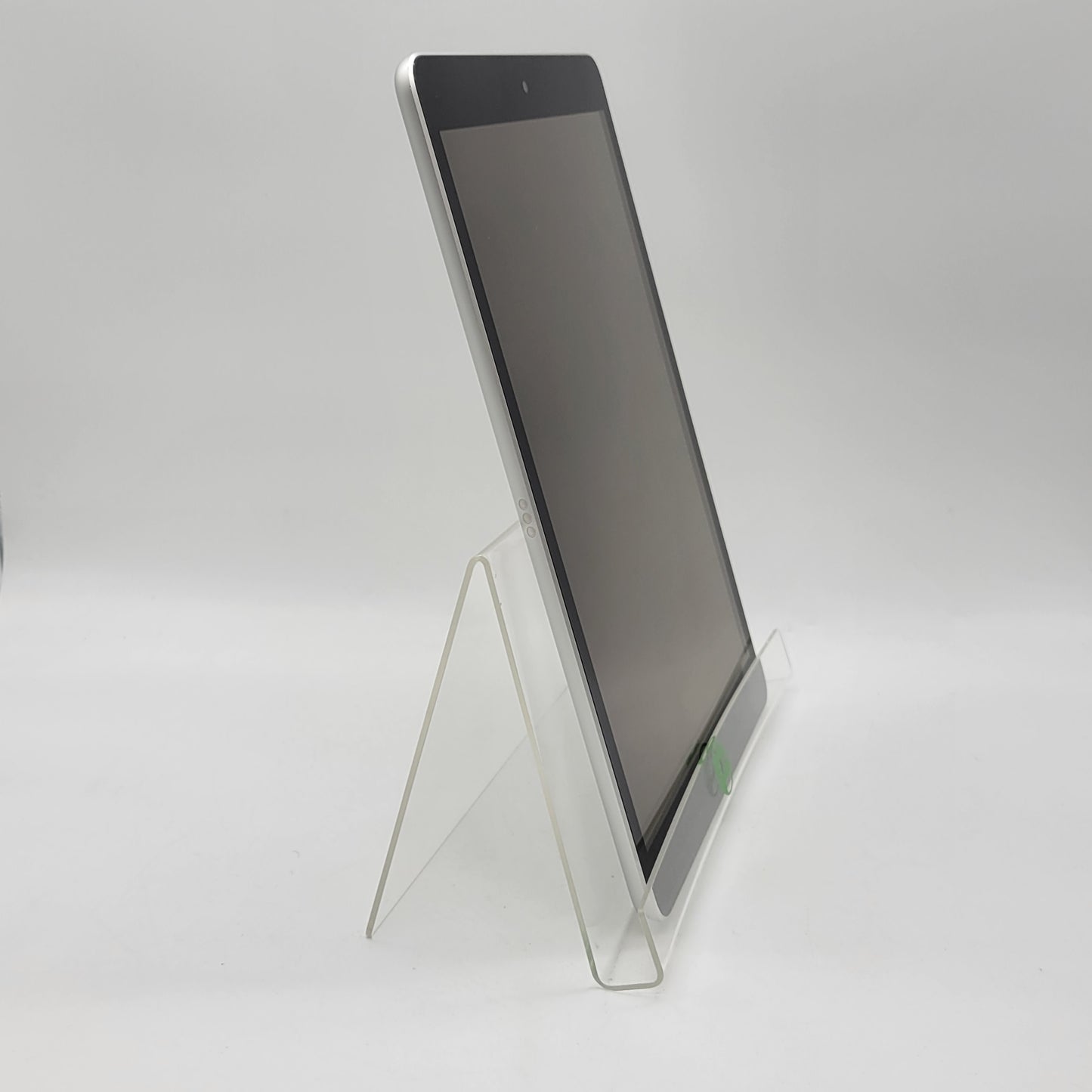 WiFi Only Apple iPad 9th Gen 64GB Silver MK2L3LL/A
