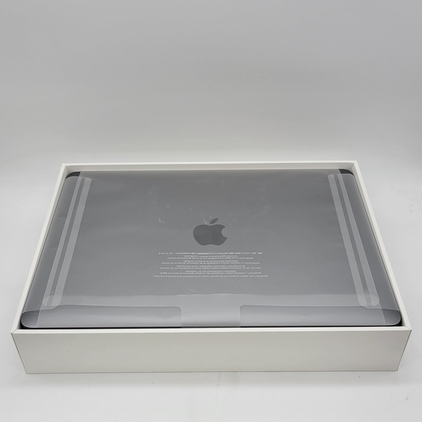 2020 Apple MacBook Air 13.3" M1 7C GPU 3.2GHz 8GB RAM 256GB SSD A2337 Open Box