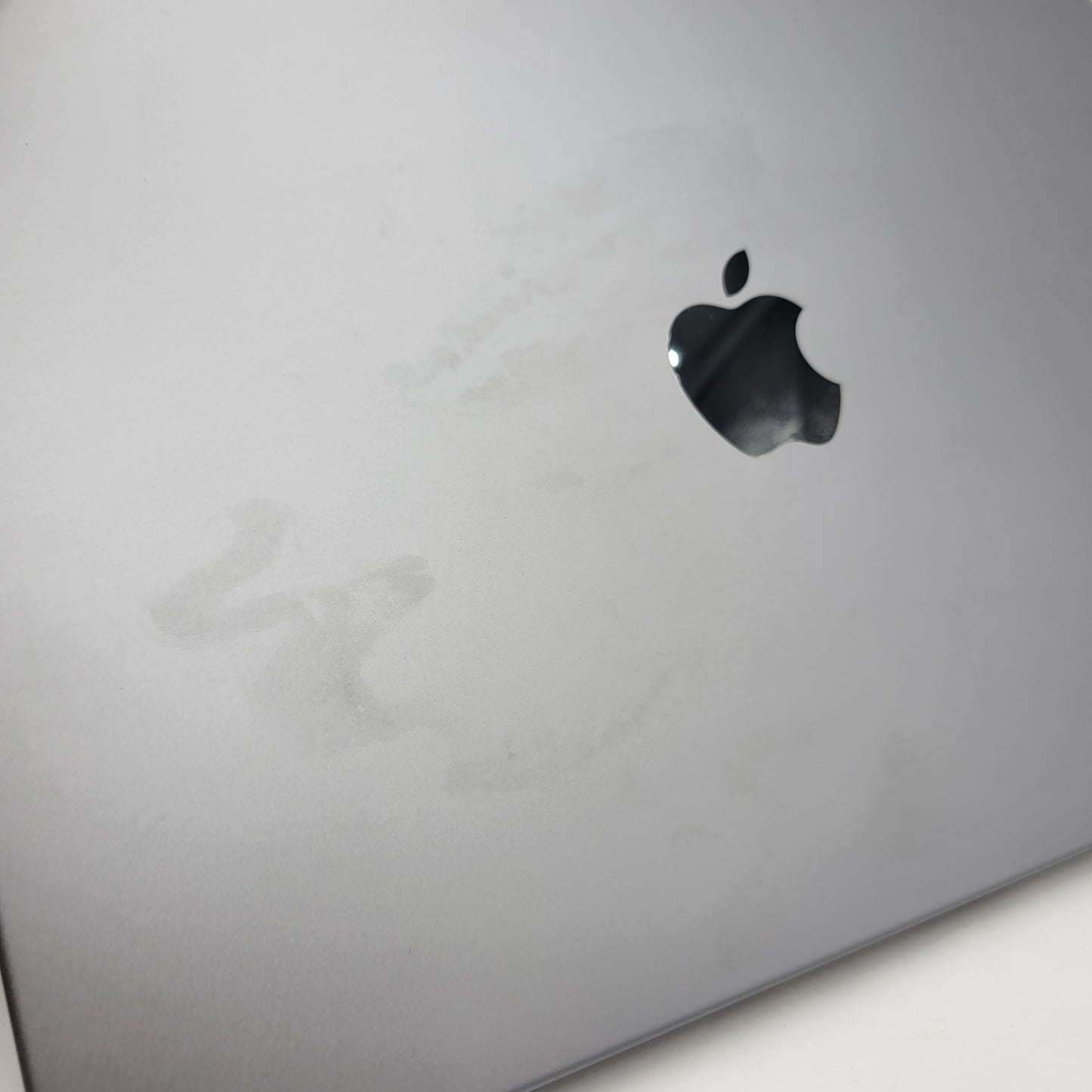 2023 Apple MacBook Pro 14" M3 10C GPU 4.0GHz 8GB RAM 512GB SSD A2918