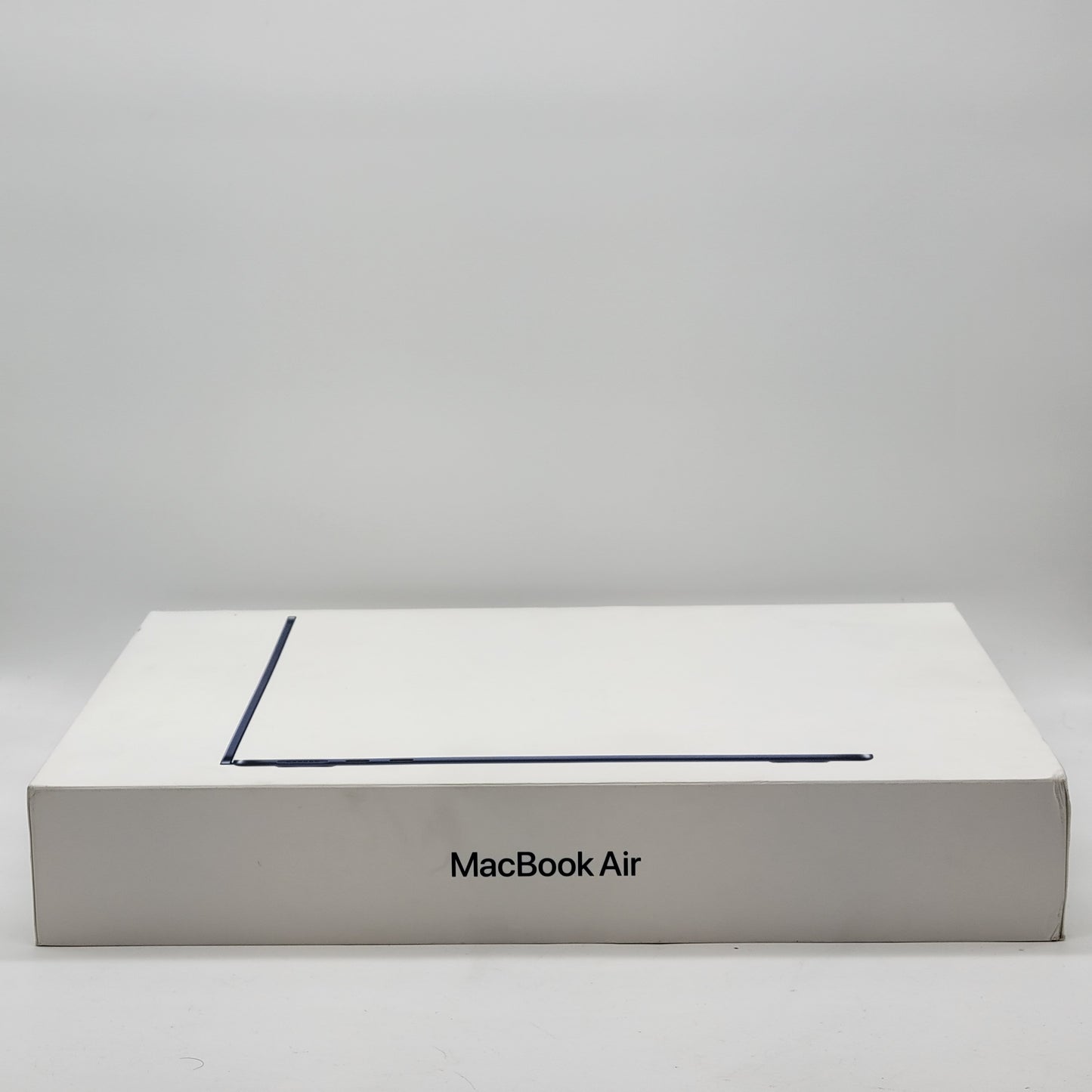 New 2022 Apple MacBook Air 13.6" M2 8C GPU 3.5GHz 16GB RAM 256GB SSD A2681