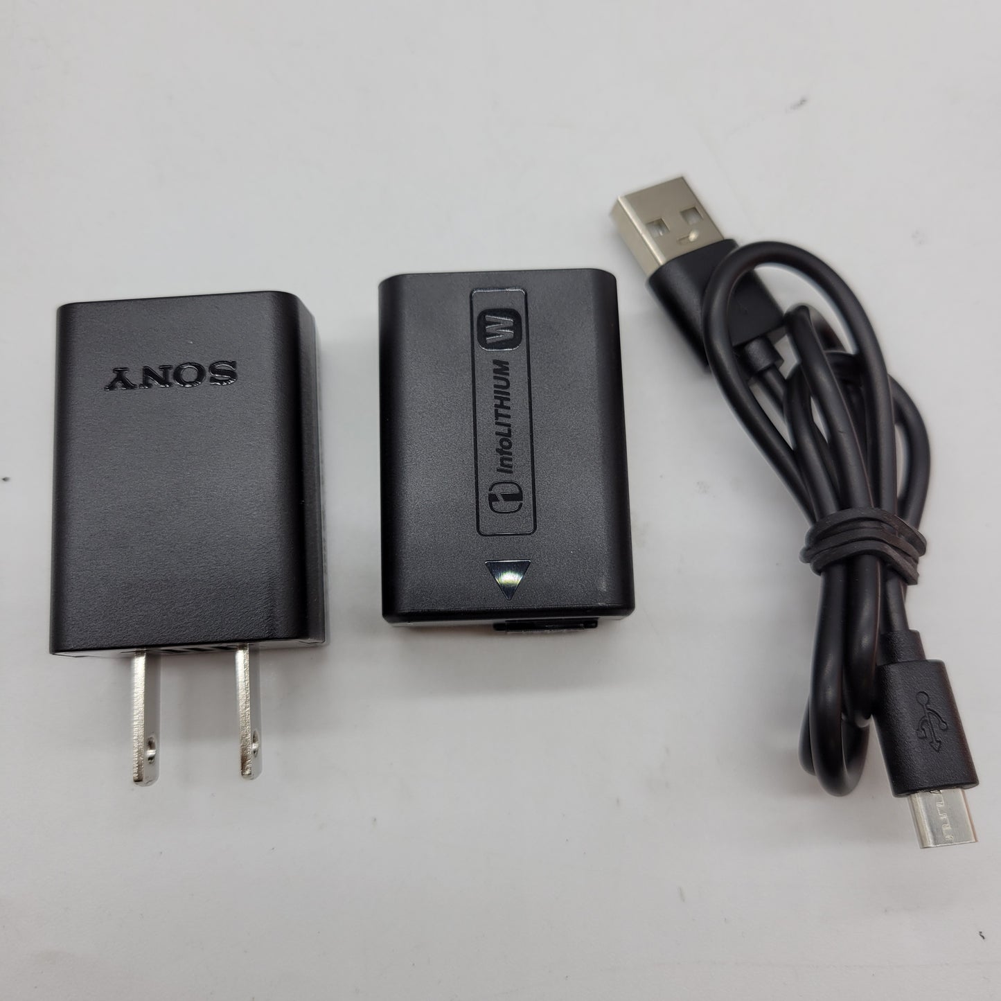 Sony Alpha A6100 24.2MP Compact Digital Camera 5510 Shutter Count Kit