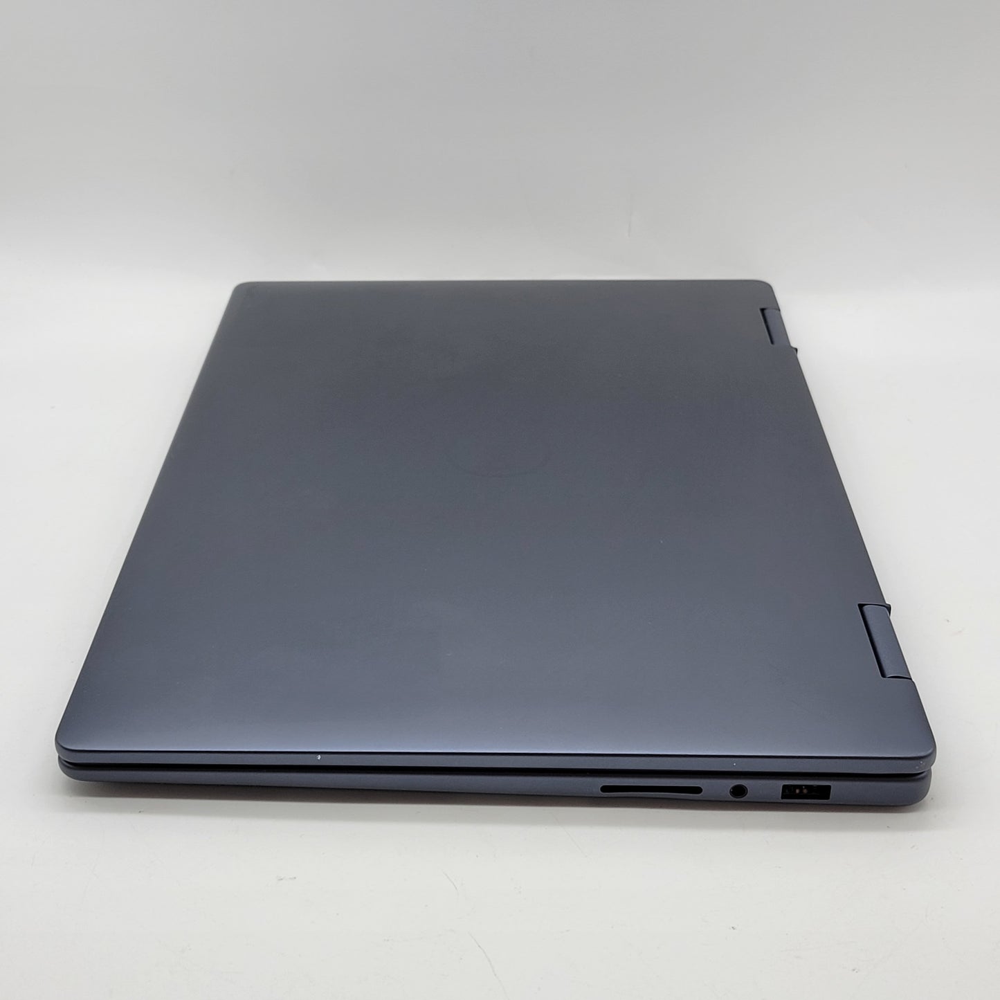 Dell Inspiron 14 7445 2 IN 1 14" Ryzen 5 8640HS 3.5GHz 8GB RAM 512GB SSD