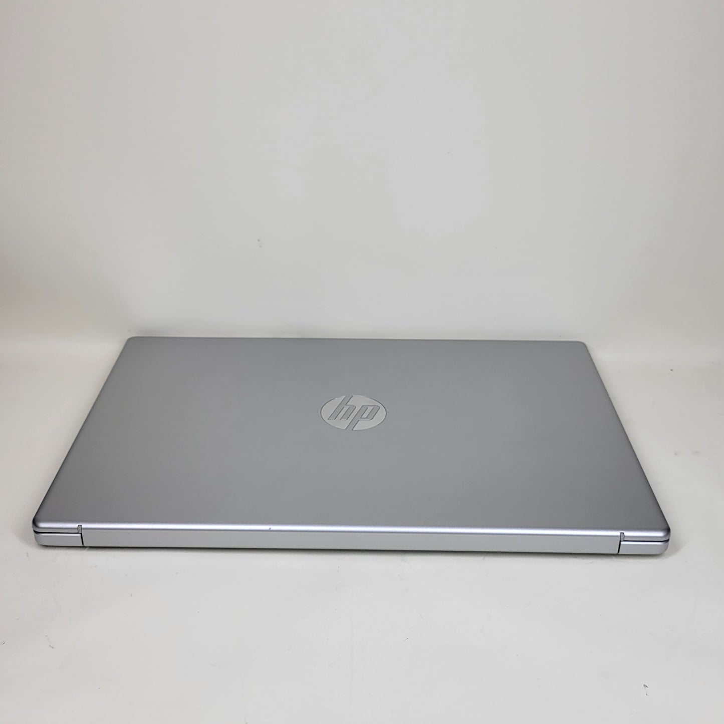 HP Laptop 15-FD0123DX 15.6" i3-1315U 2.1GHz 8GB RAM 256GB SSD