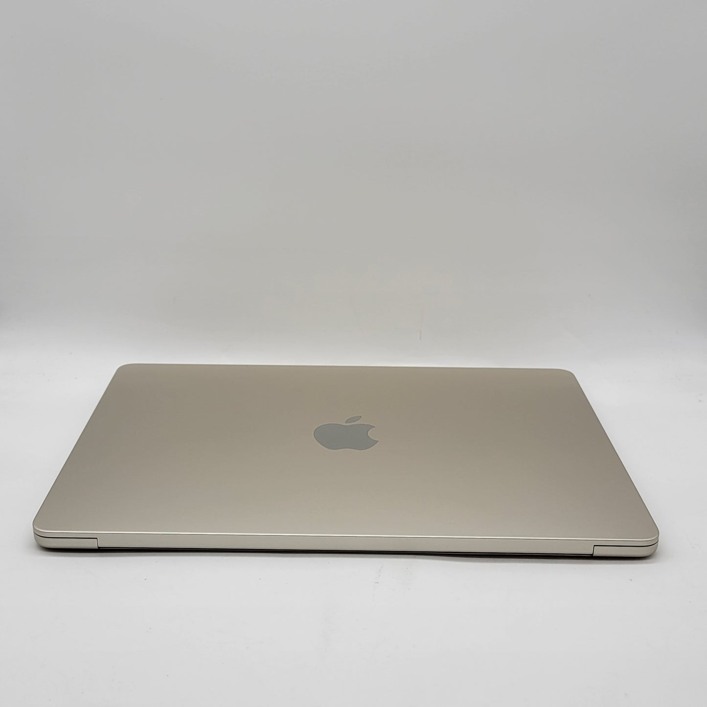 2024 Apple MacBook Air 13.6" M3 8C GPU 4.0GHz 16GB RAM 256GB SSD A3113
