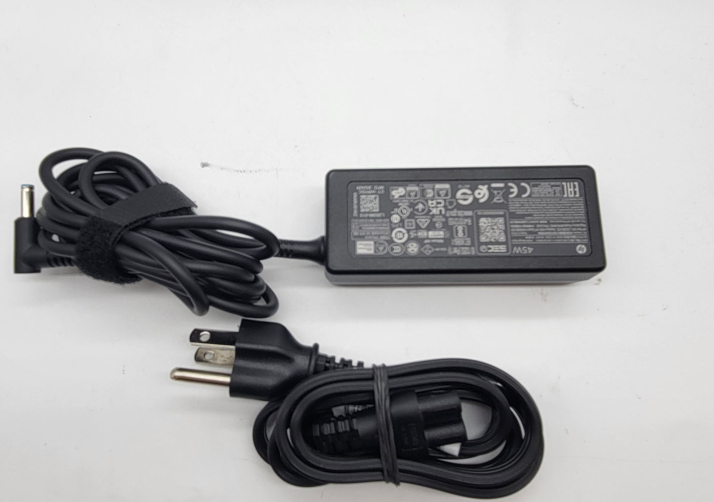 HP NoteBook 250R G9 15.6" i3-1315U 1.2GHz 32GB RAM 1TB SSD