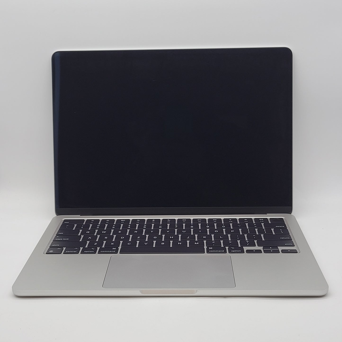 2022 Apple MacBook Air 13.6" M2 8C GPU 3.5GHz 8GB RAM 256GB SSD A2681