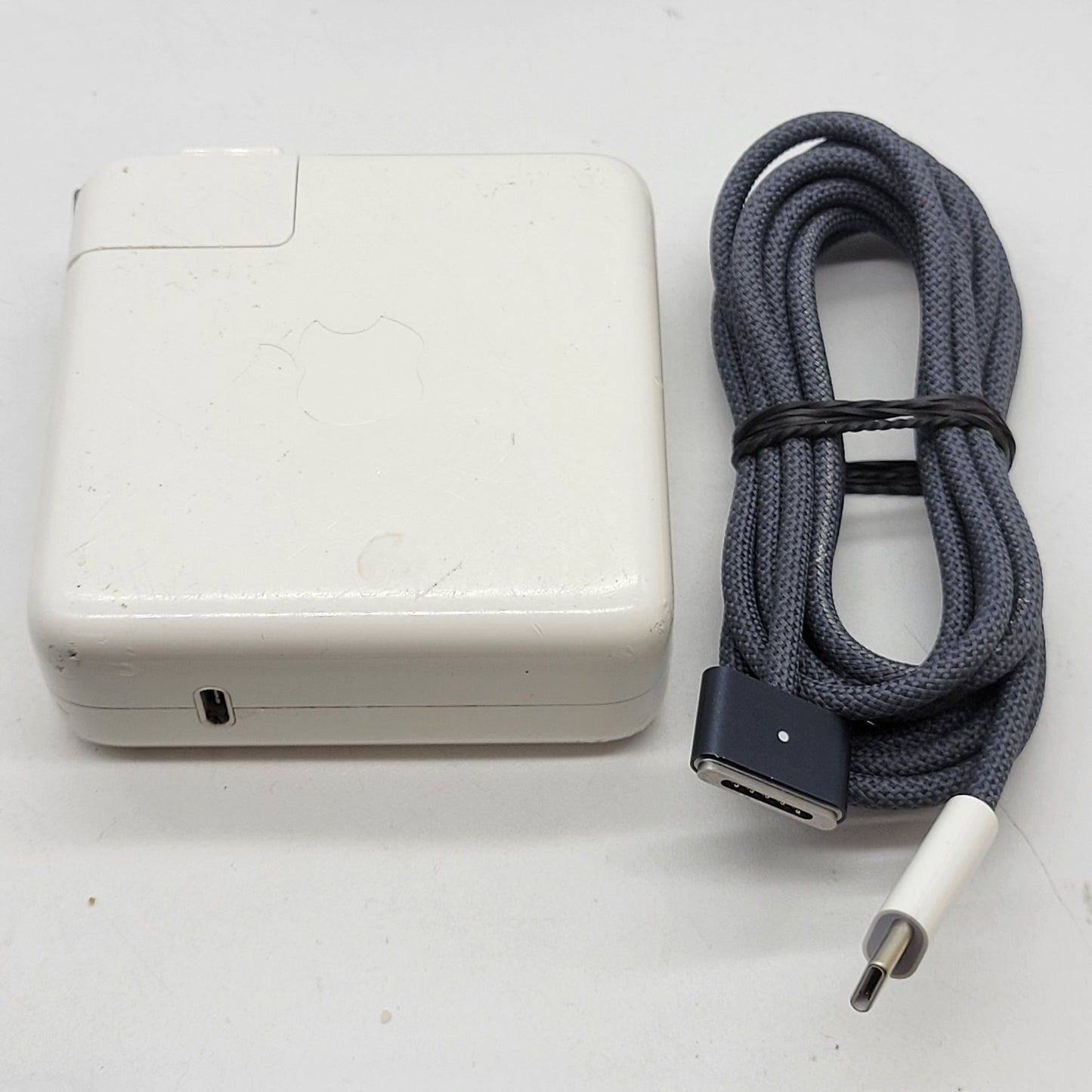 2025 Apple MacBook Air 13.6" M4 8C GPU 4.5GHz 16GB RAM 256GB SSD A3240