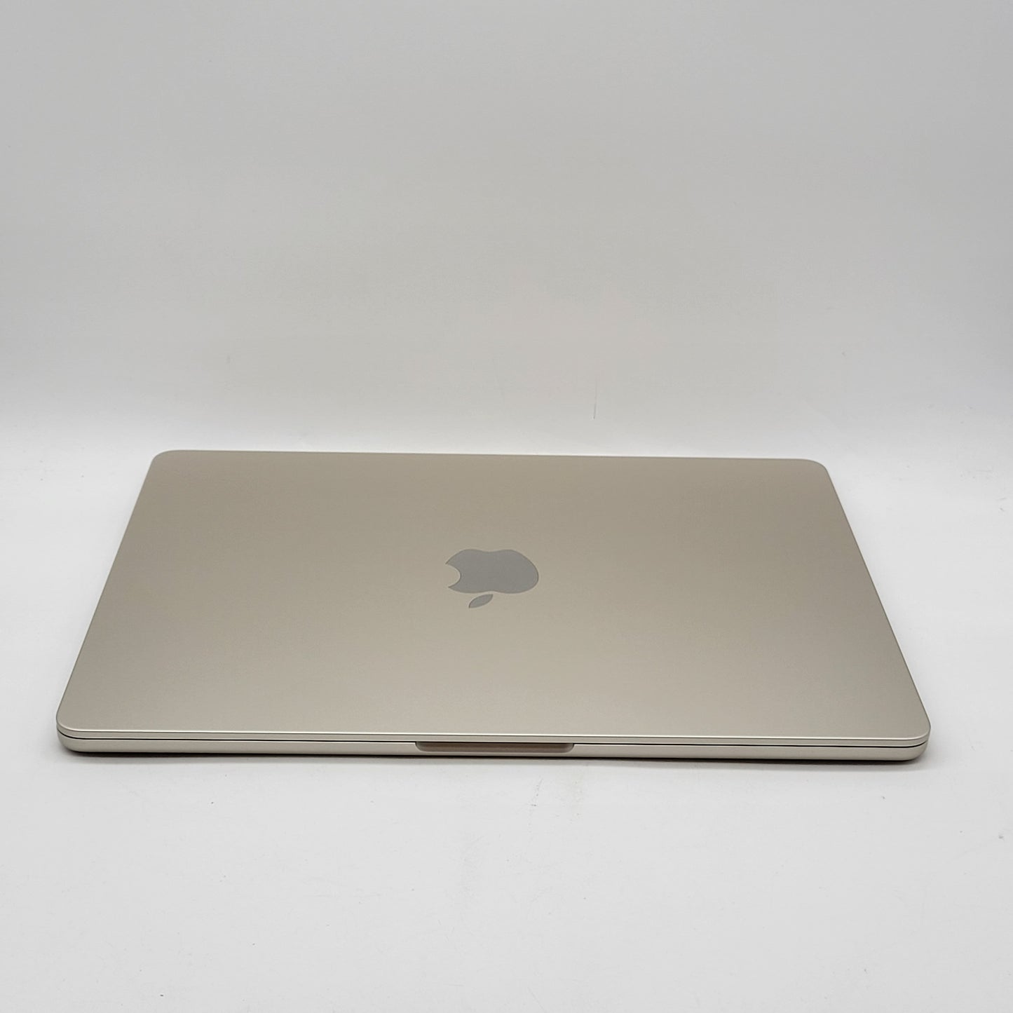 2024 Apple MacBook Air 13.6" M3 8C GPU 4.0GHz 16GB RAM 256GB SSD A3113