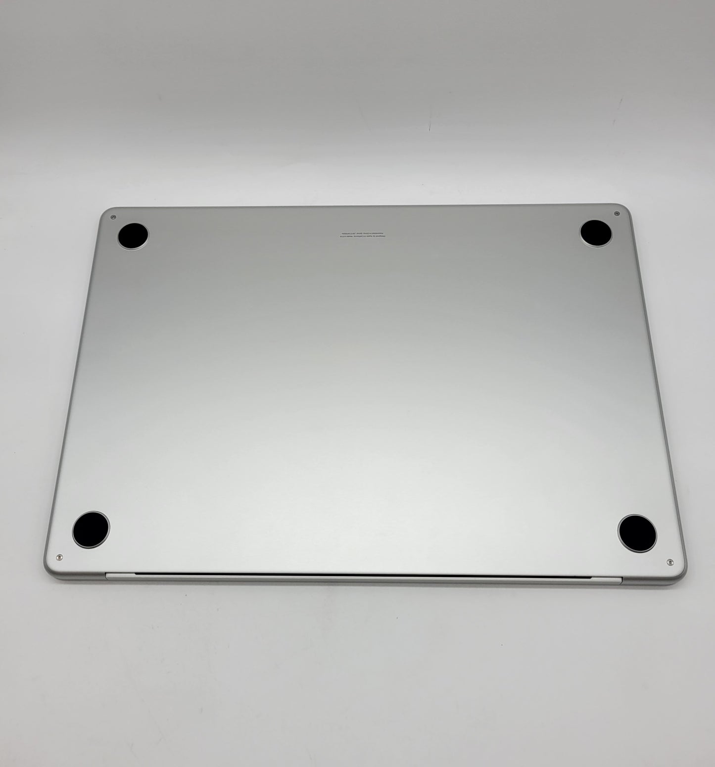 2023 Apple MacBook 15" M3 10C GPU 4.0GHz 8GB RAM 512GB SSD A3114