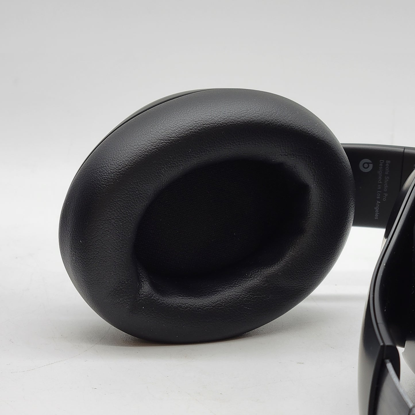 Beats Studio Pro Wireless Over-Ear Bluetooth Headphones Black A2924