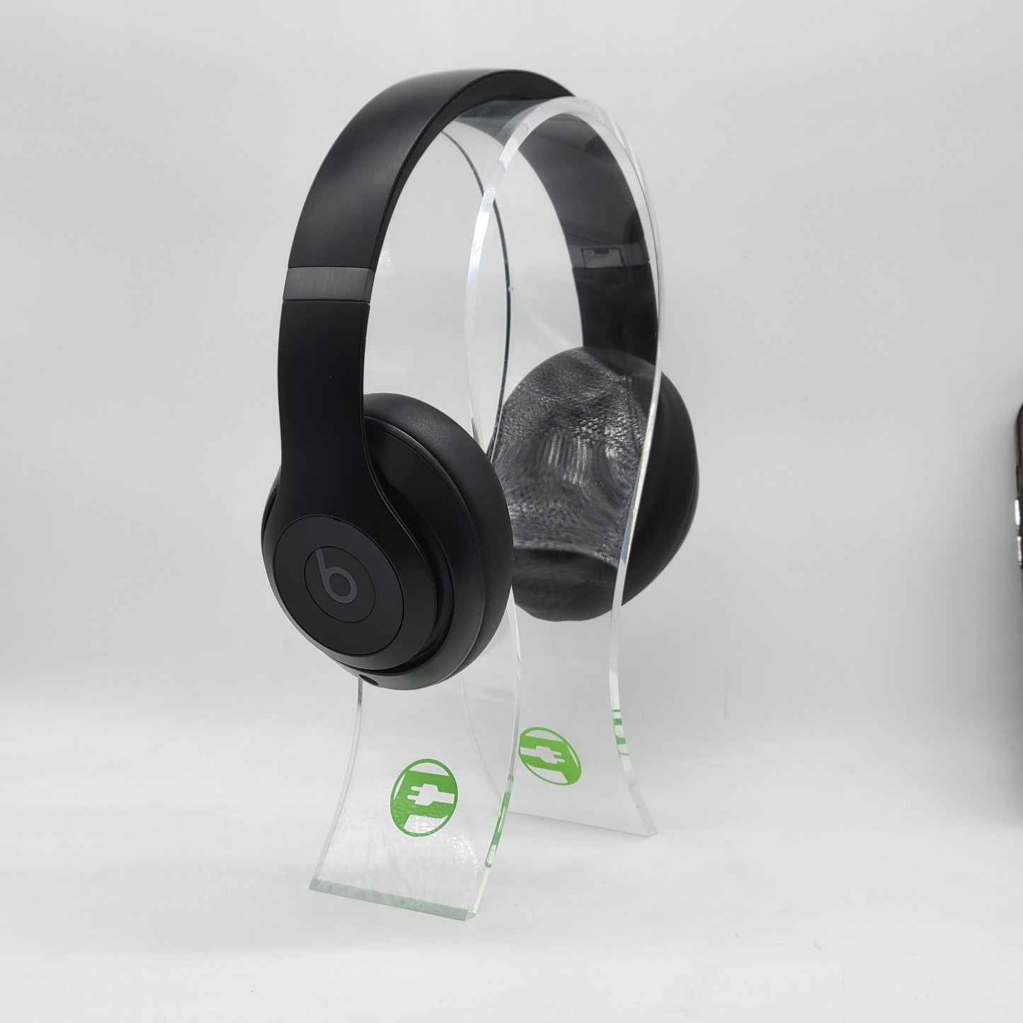 Beats Studio Pro Wireless Over-Ear Bluetooth Headphones Black A2924