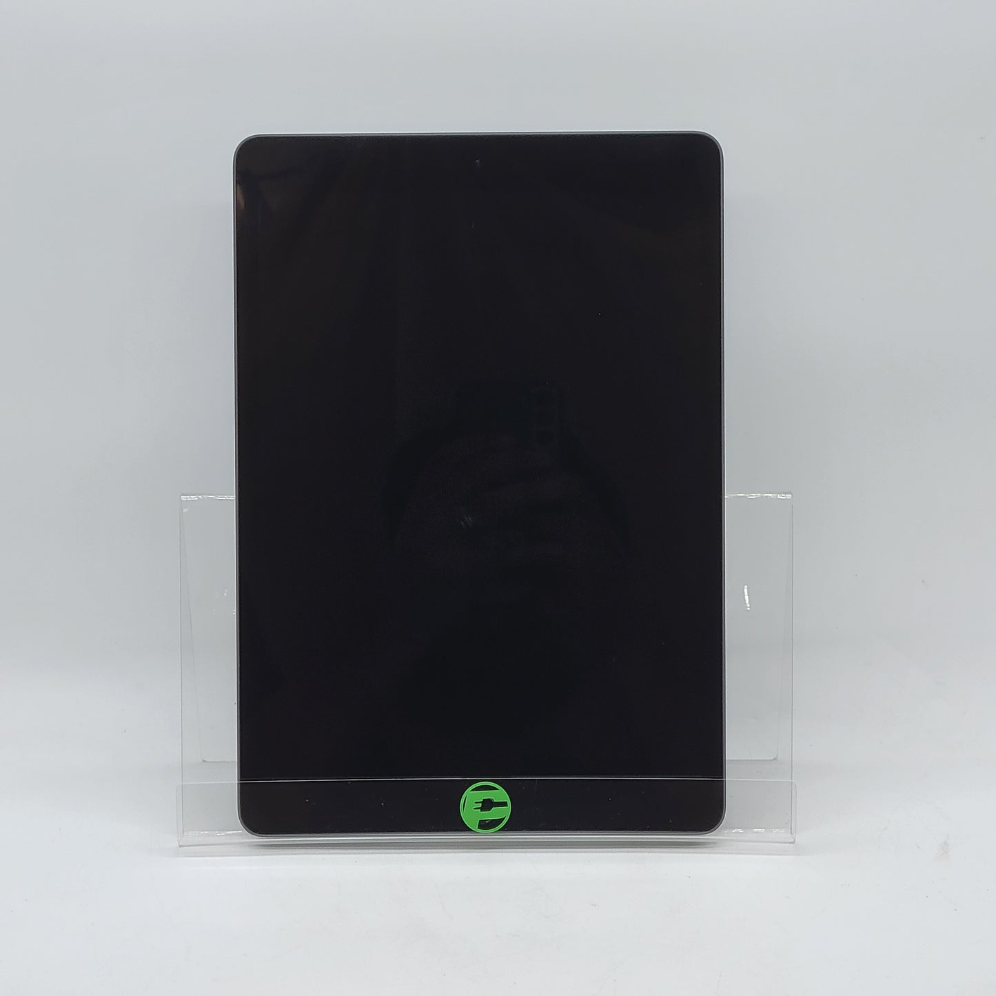 WiFi Only Apple iPad 9th Gen 64GB Space gray MK2K3LL/A With Pencil