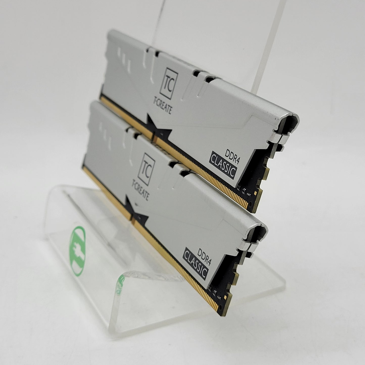 TeamGroup T-Create Classic 16GB (2x8GB) RAM DDR4 3200MHz TTCCD48G3200HC22BK RAM