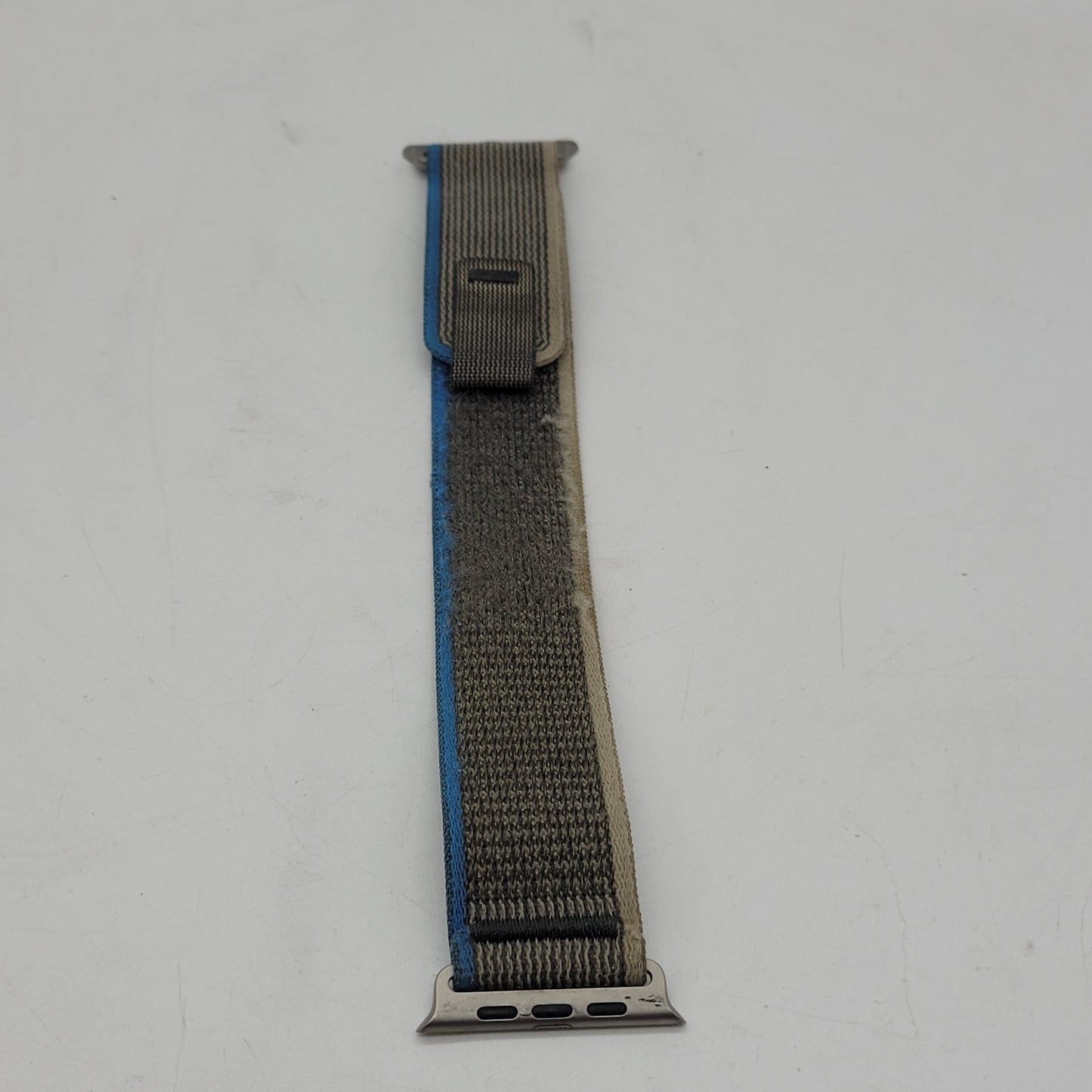 Unlocked Apple Watch Ultra 49MM Natural Titanium Gray Trail Loop MQF33LL/A