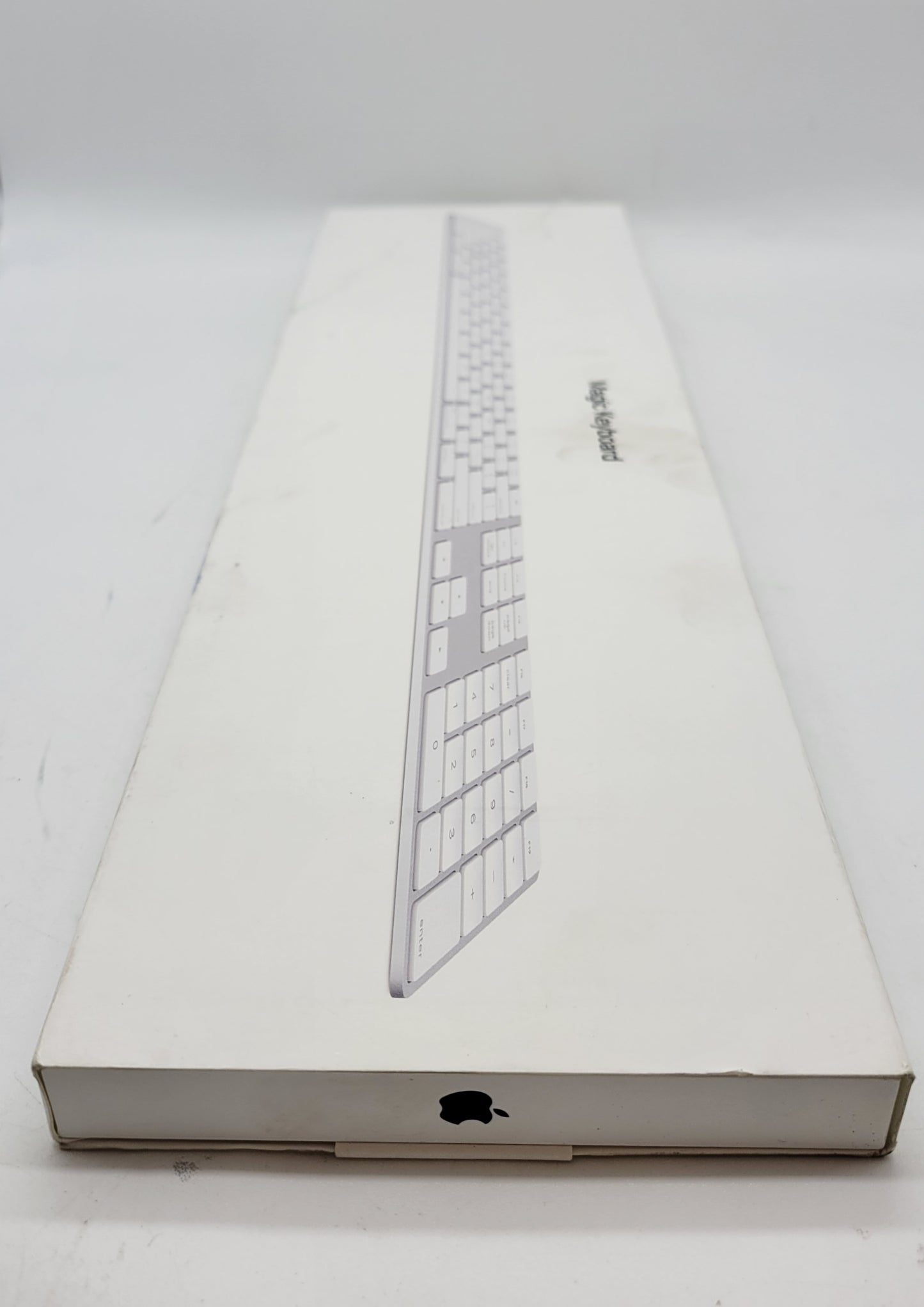 New Apple Magic Keyboard With Numeric Keypad White A1843 Keyboard