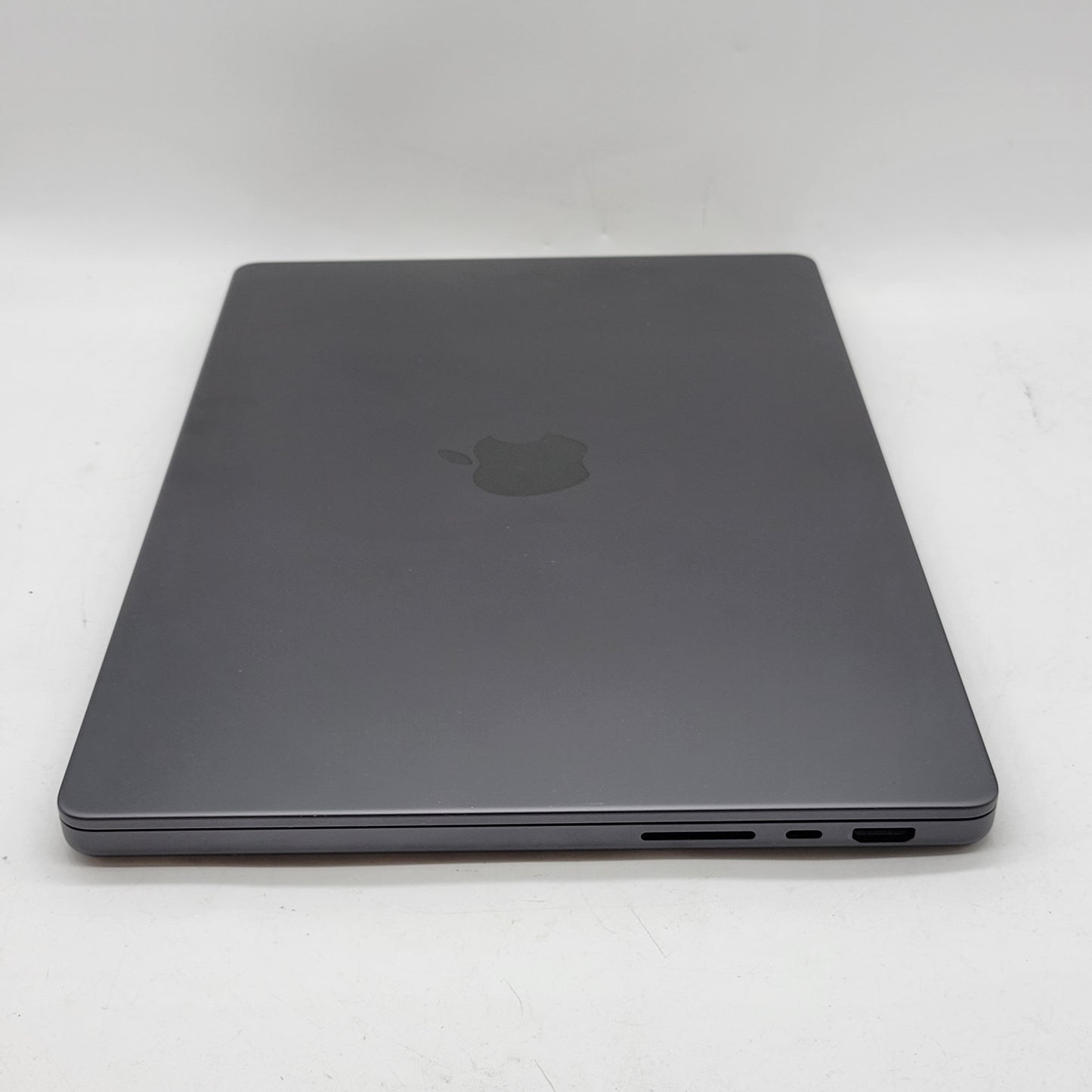 2025 Apple MacBook Pro 14" M5 10C GPU 4.6GHz 16GB RAM 512GB SSD A3434