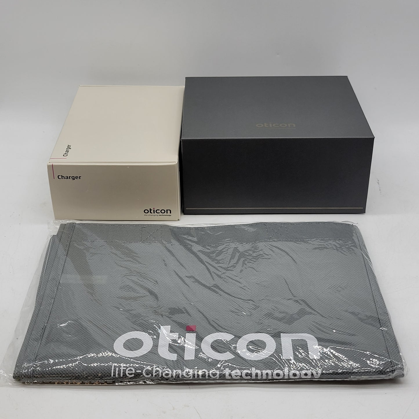 Oticon Intent 3 MiniRITE C090 Bluetooth Hearing Aids Chromebeige 269601