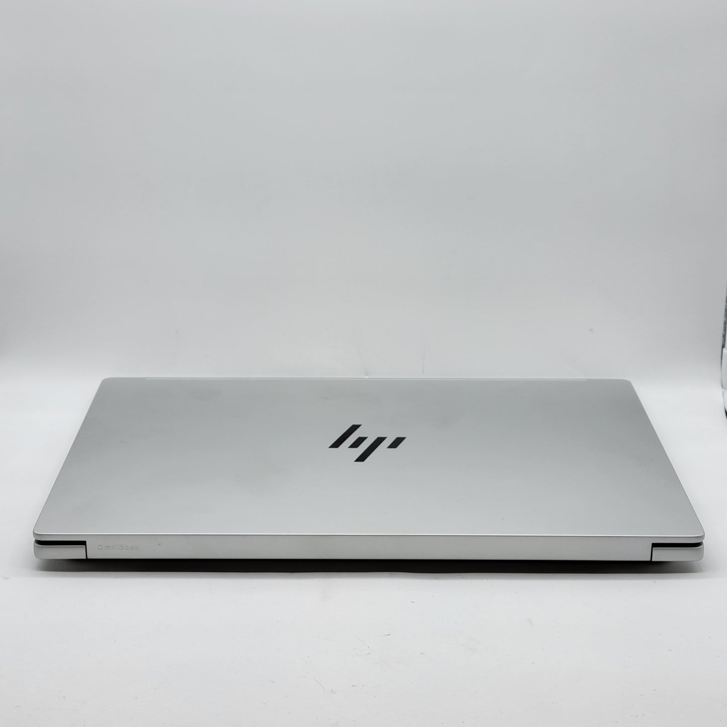 HP OmniBook 7 16-AZ0595C1 16" Intel Core 9 270H 2.7GHz 64GB RAM 2TB SSD