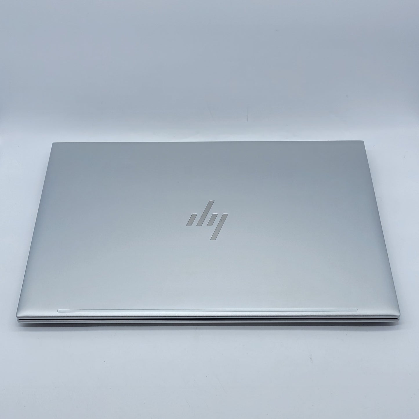 HP EliteBook 865 G10 16" Ryzen 7 Pro 7840U 3.3GHz 32GB RAM 1TB SSD