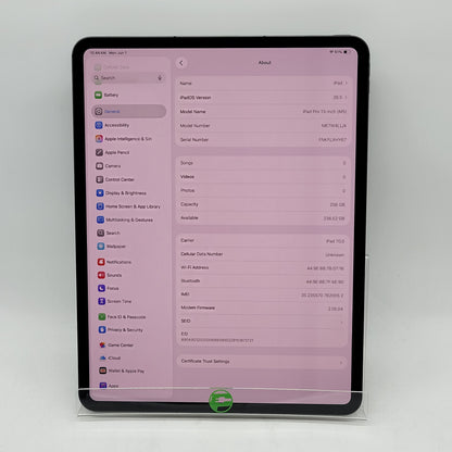 Factory Unlocked Apple iPad Pro 13" M5 256GB Space Black ME7W4LL/A