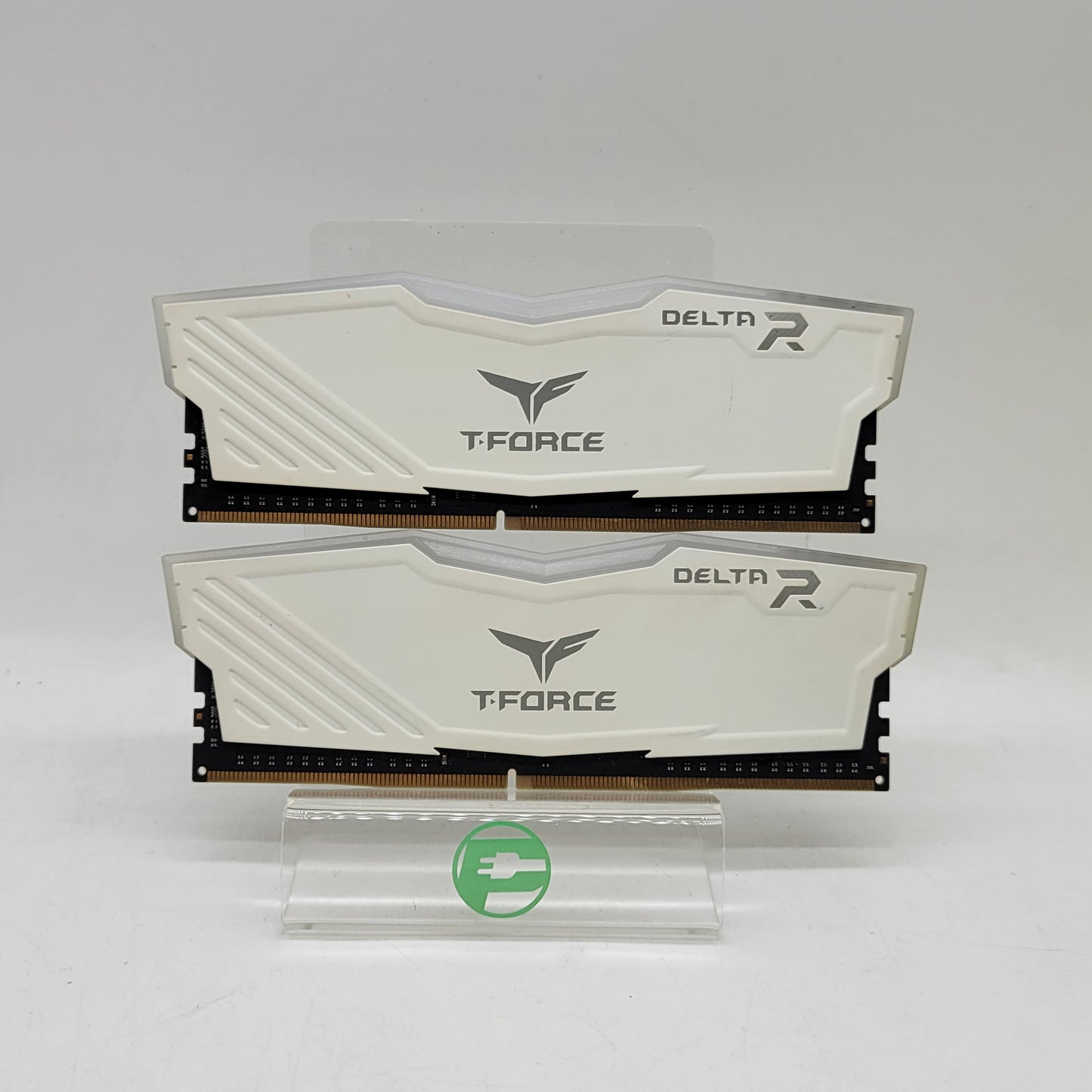TeamGroup T-Force Delta RGB 16GB (2x8GB) RAM DDR4 3600MHz TF4D48G3600HC18JBK