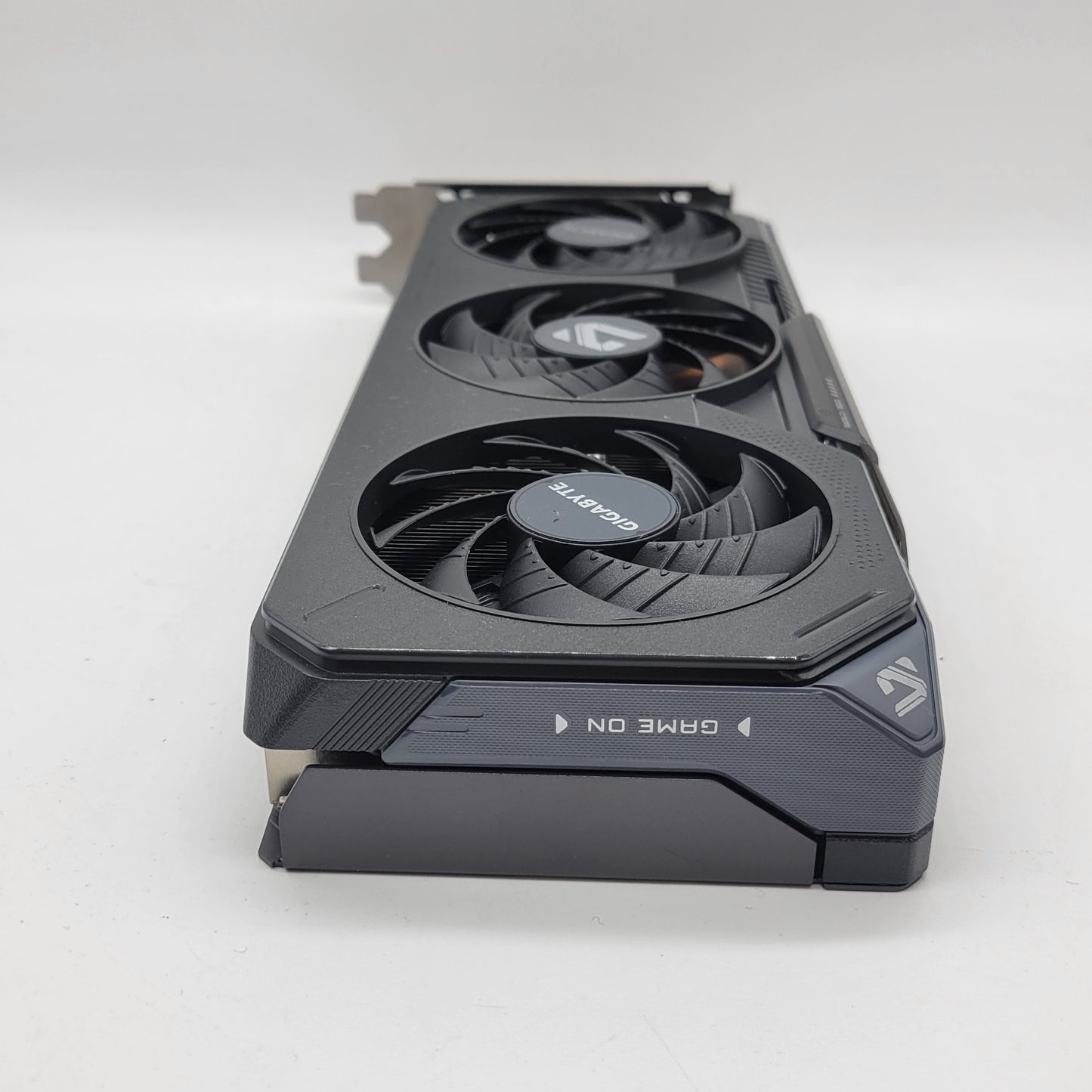 Gigabyte RX 9060 XT 16GB GDDR6 Graphics Card GV-R9060XT