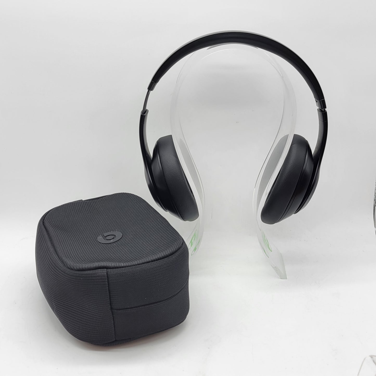 Beats Studio Pro Wireless Over-Ear Bluetooth Headphones Black A2924