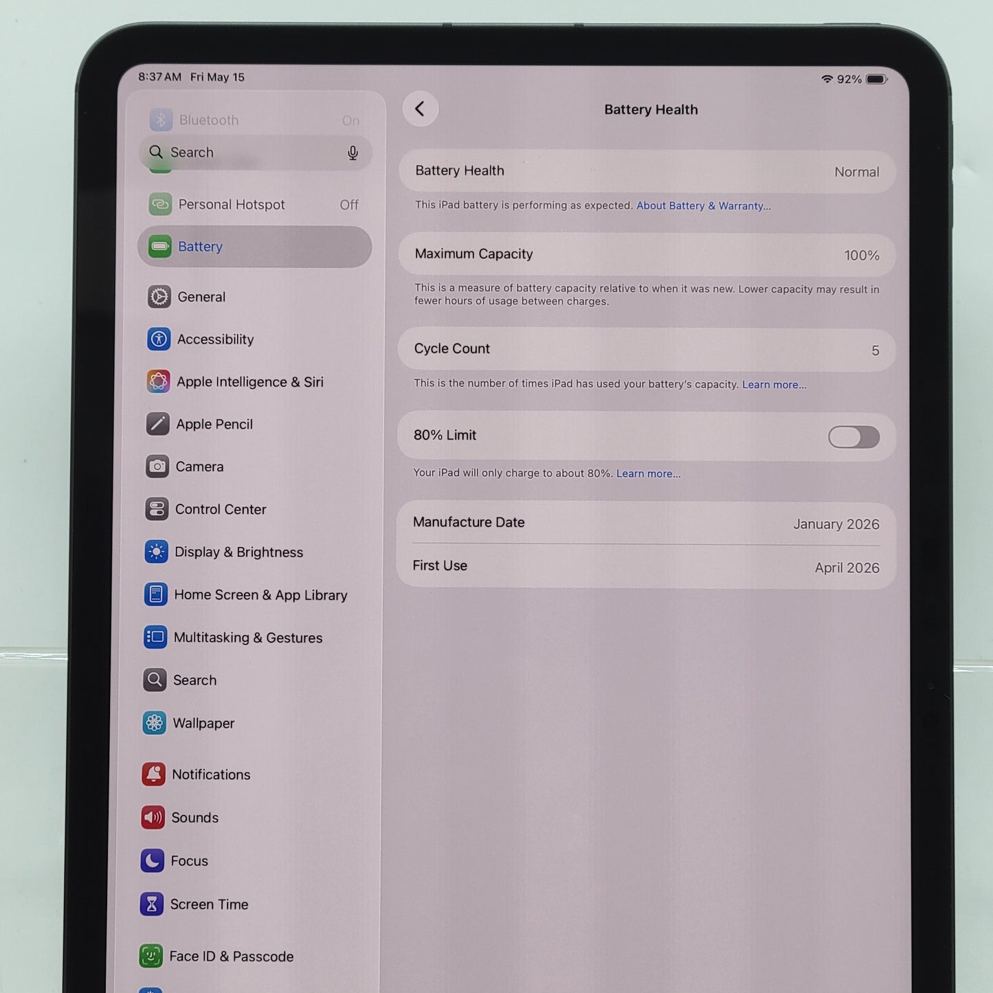Factory Unlocked Apple iPad Pro 11" M5 256GB Space Black ME2N4LL/A