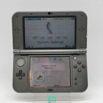 Nintendo 3DS XL Handheld Game Console RED-001 Monster Hunter 4 Ultimate W Game