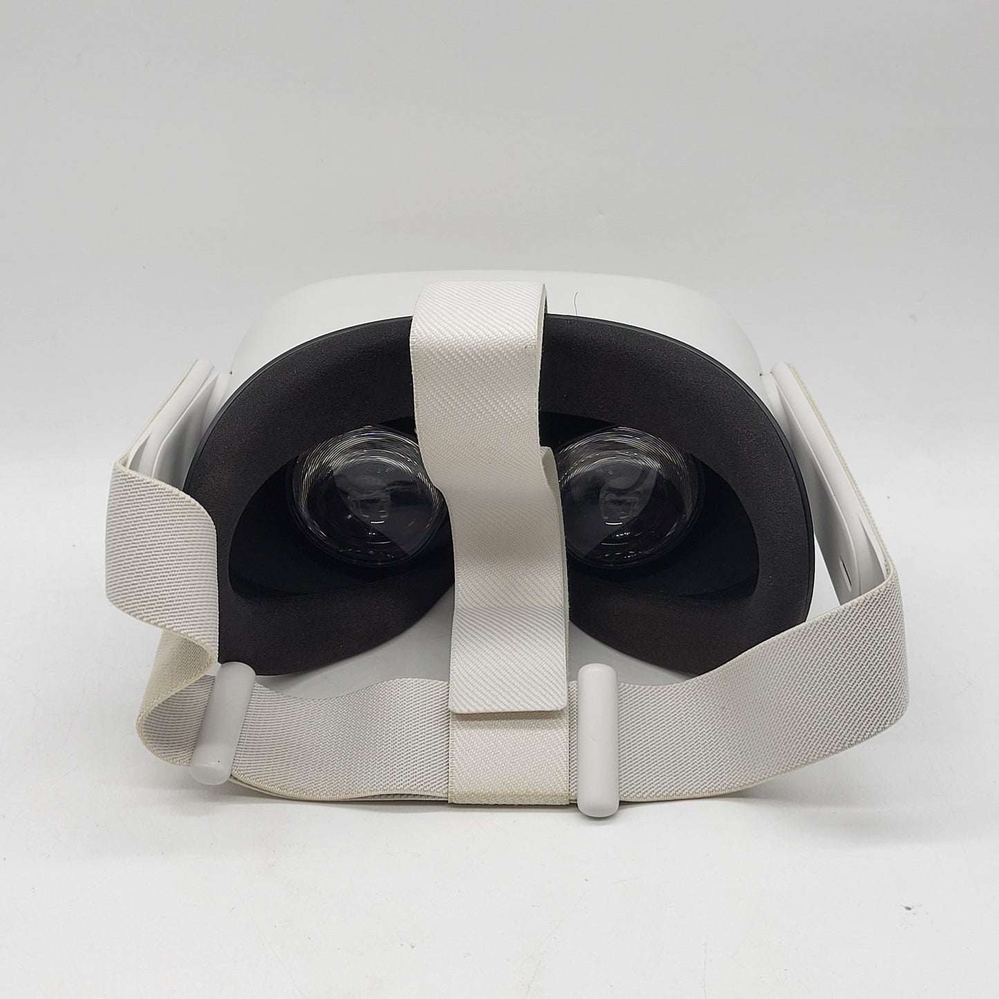 Meta Quest 2 128GB Standalone All-in-One VR Headset KW49CM