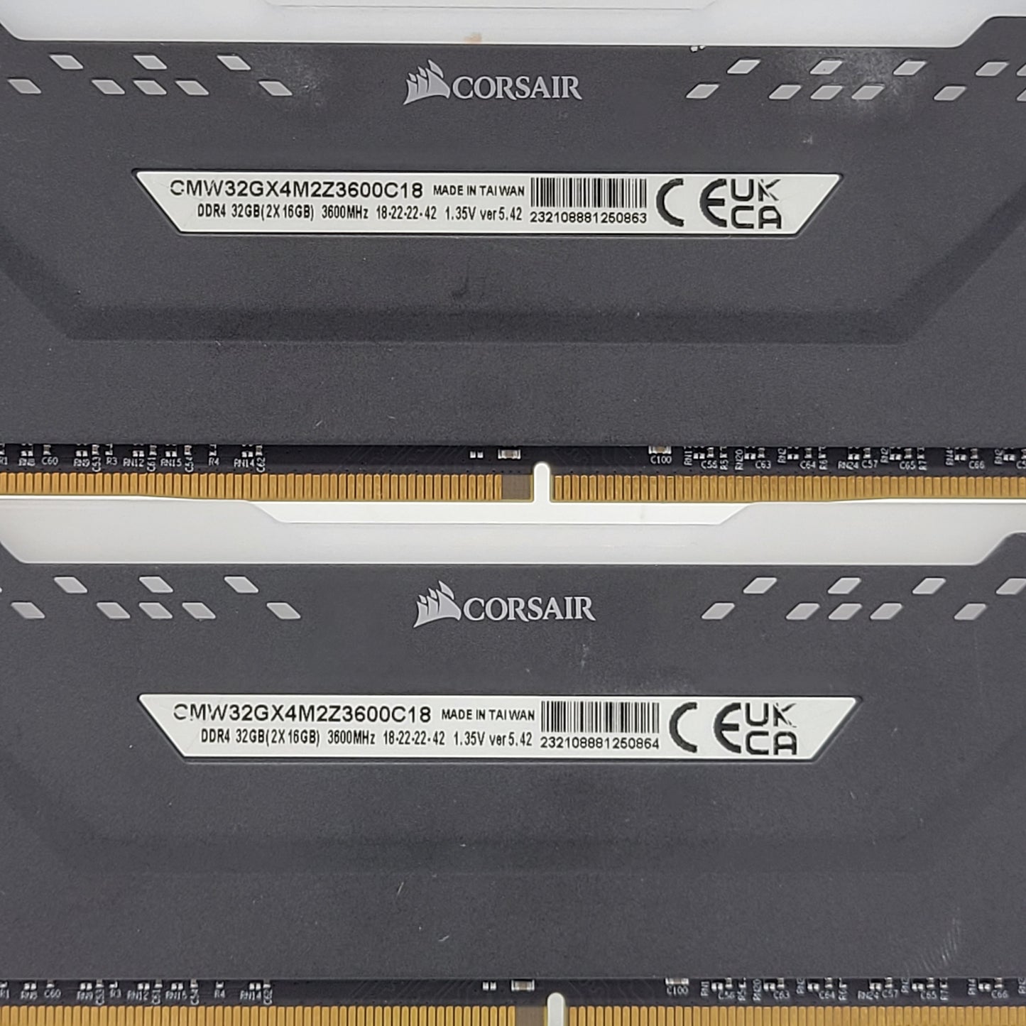Corsair Vengeance RGB Pro 32GB (2x16GB) RAM DDR4 3600MHz CMW32GX4M2Z3600C18 GPU