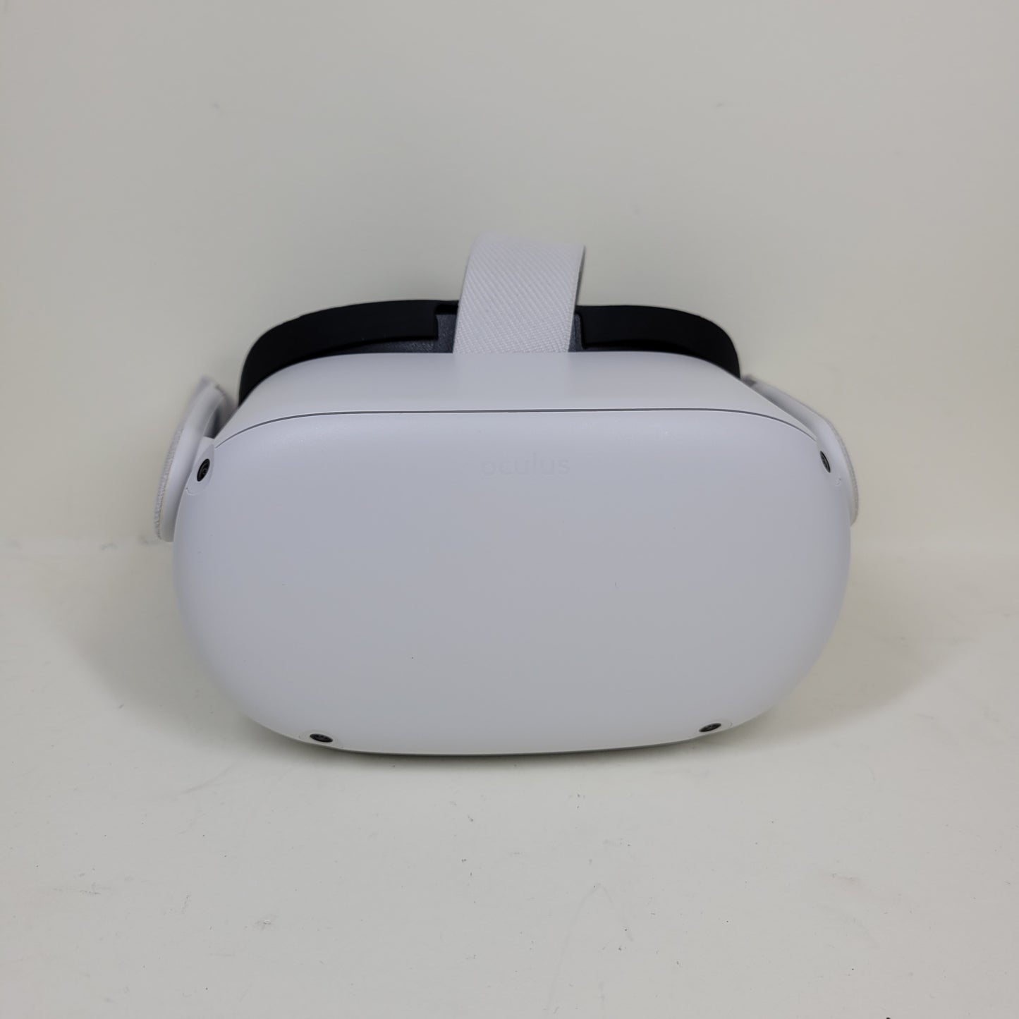 Oculus Quest 2 128GB Standalone All-in-One VR Headset KW49CM