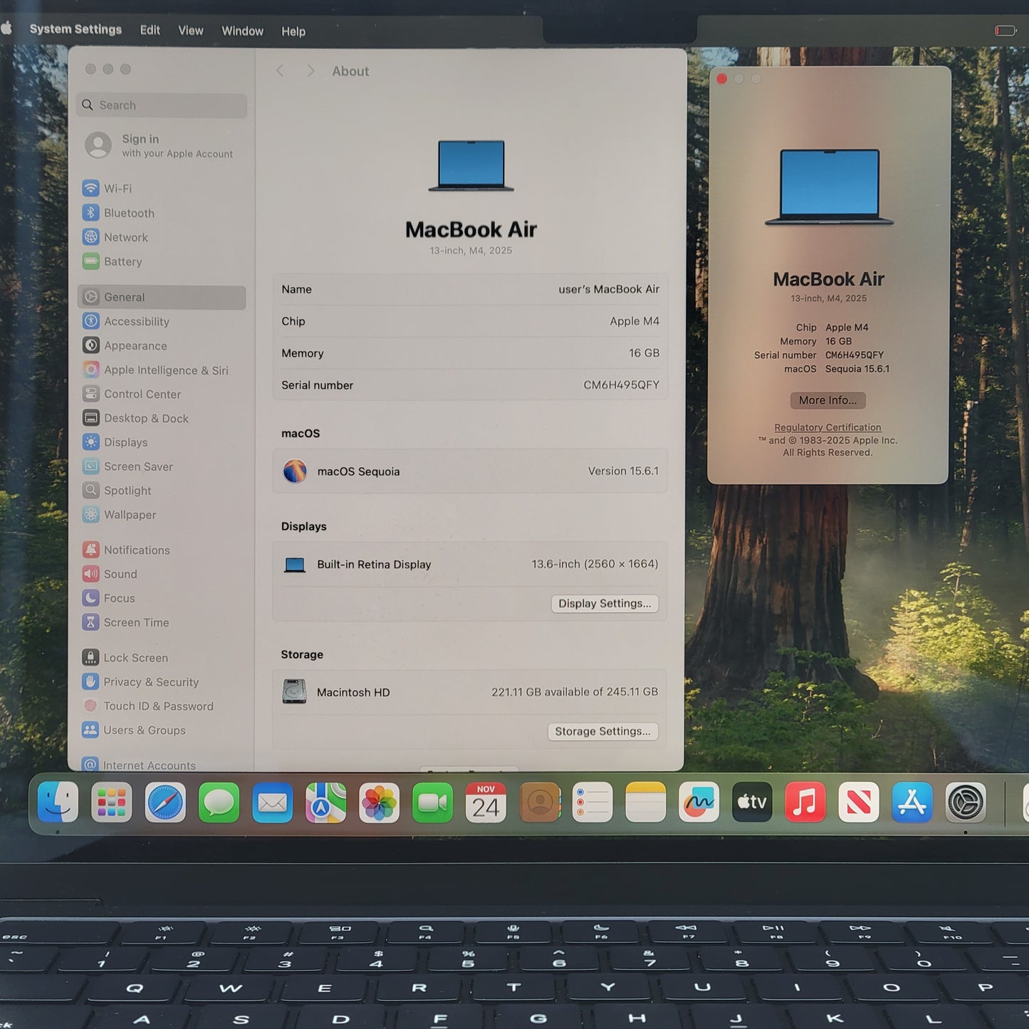 2025 Apple MacBook Air 13.6" M4 8 Core 4.5GHz 16GB RAM 256GB SSD A3240