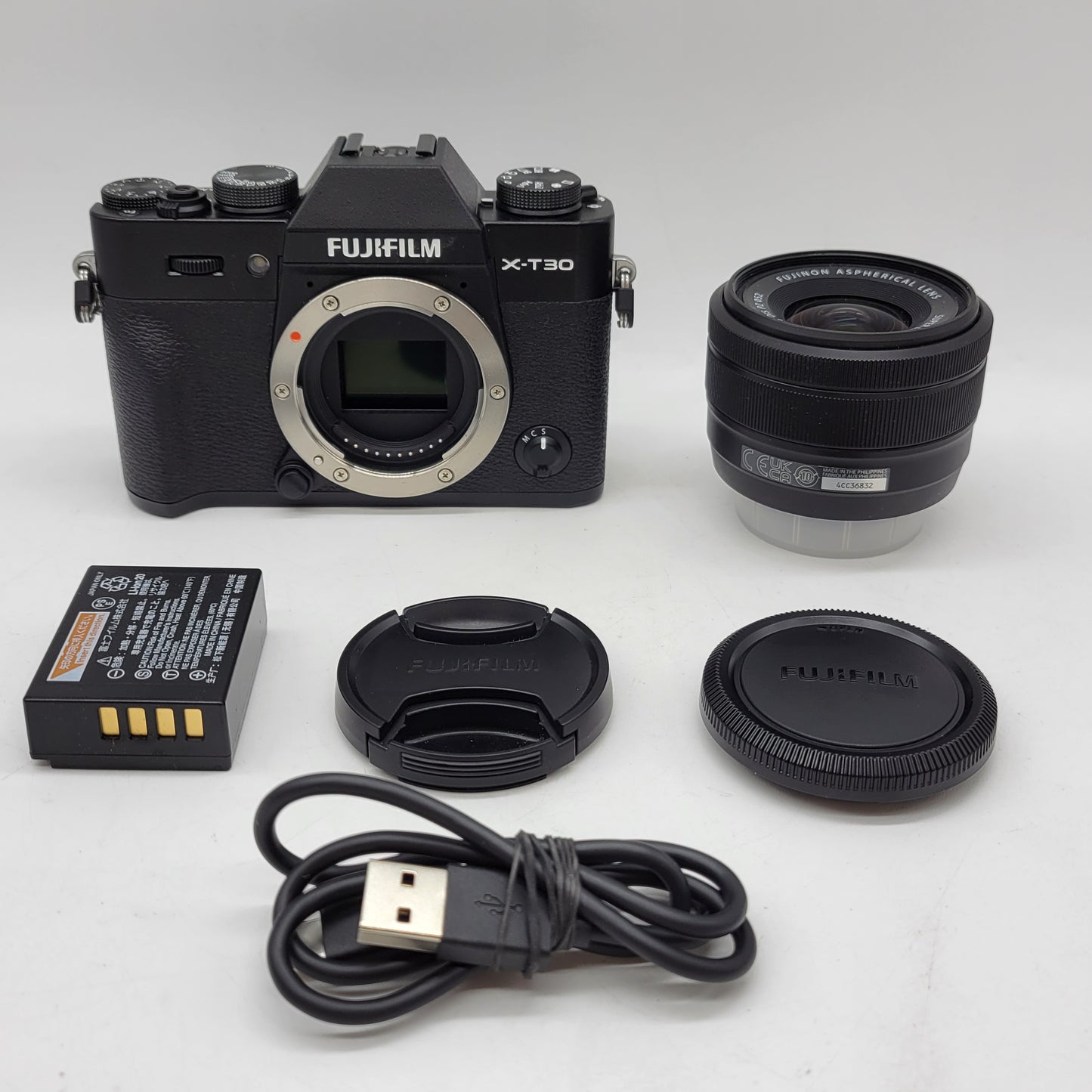 Fujifilm X-T30 II FF210005 26.1MP Digital Camera 530 Shutter Count With Lens