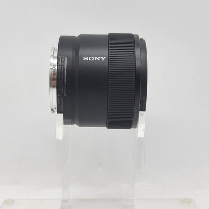 Sony E 11mm f/1.8 E-Mount Ultra Wide-Angle SEL11F18 Auto & Manual Lens