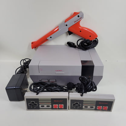 Nintendo Entertainment System NES Video Game Console NES-001 Gray