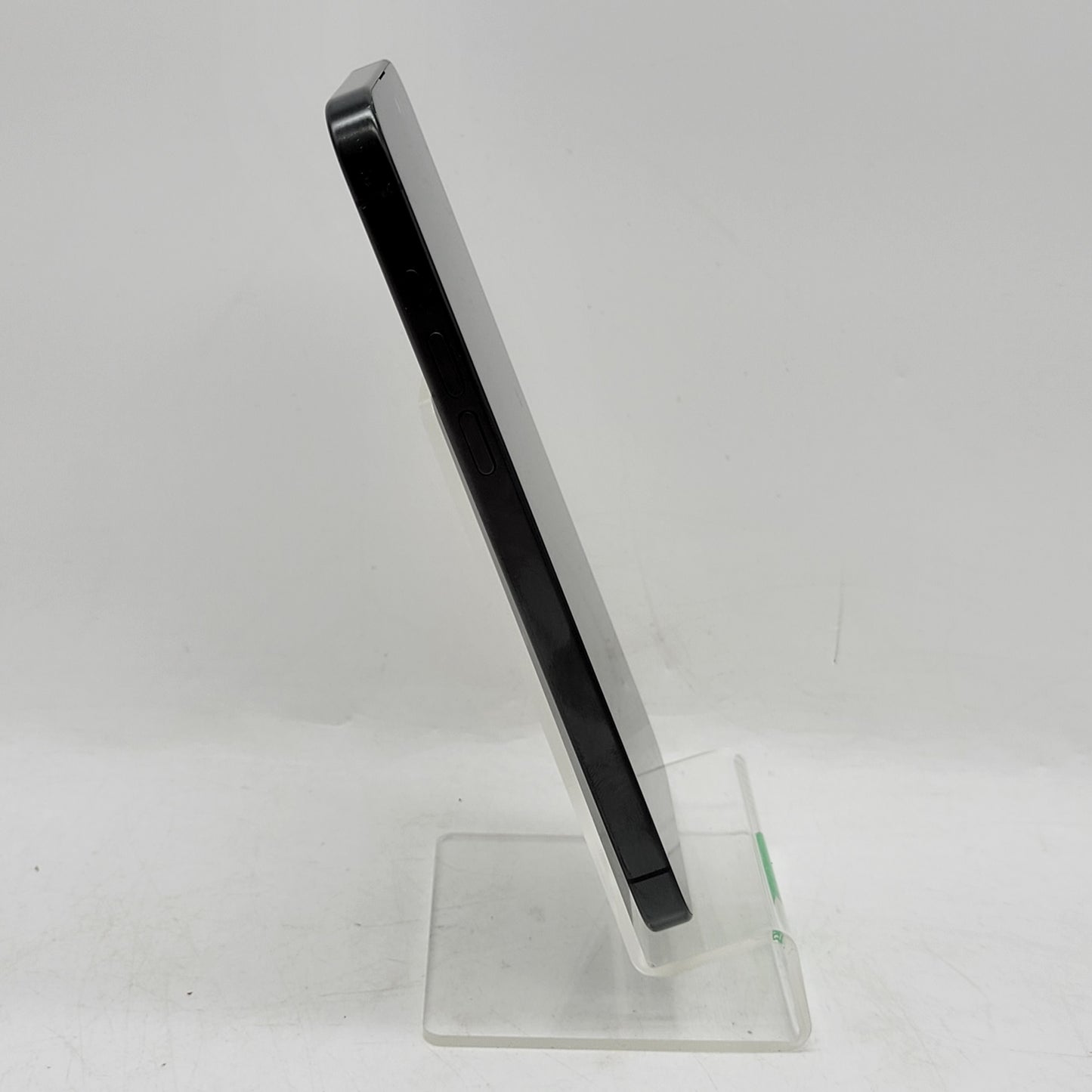 Factory Unlocked Apple iPhone 15 Pro Max 256GB Black Titanium MU663LL/A