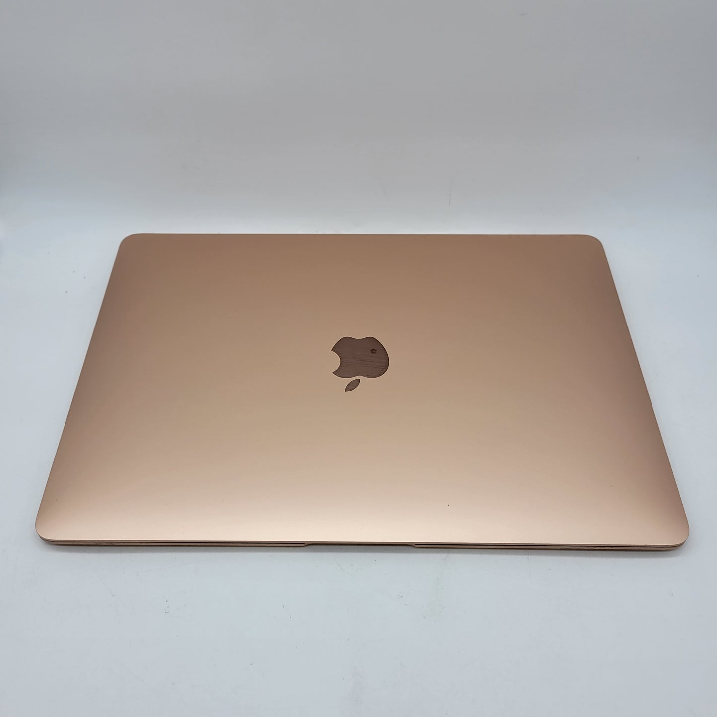 2020 Apple MacBook Air 13.3" M1 7 Core 3.2GHz 8GB RAM 256GB SSD A2337