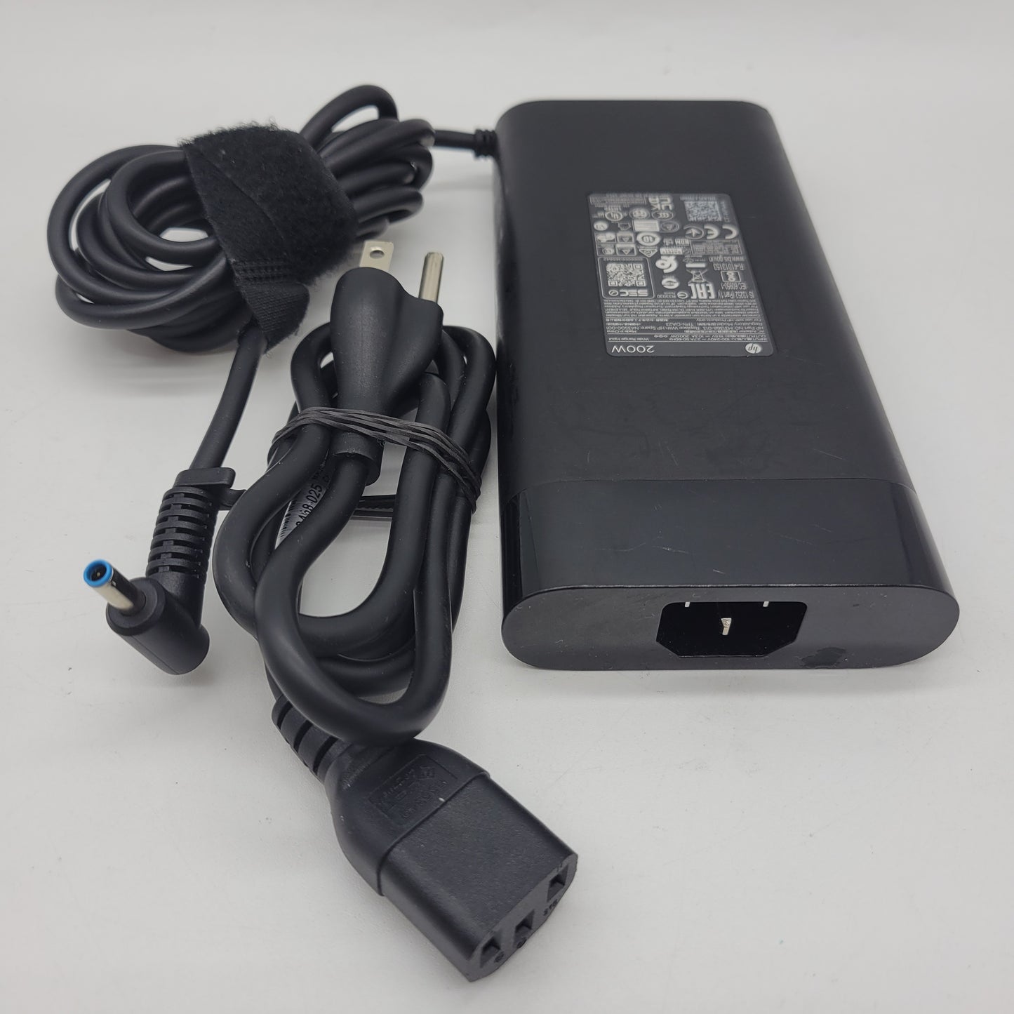 HP Victus 15-FA0033DX 15.6" i5-12450H 2.0GHz 8GB RAM 512GB SSD GeForce RTX 3050