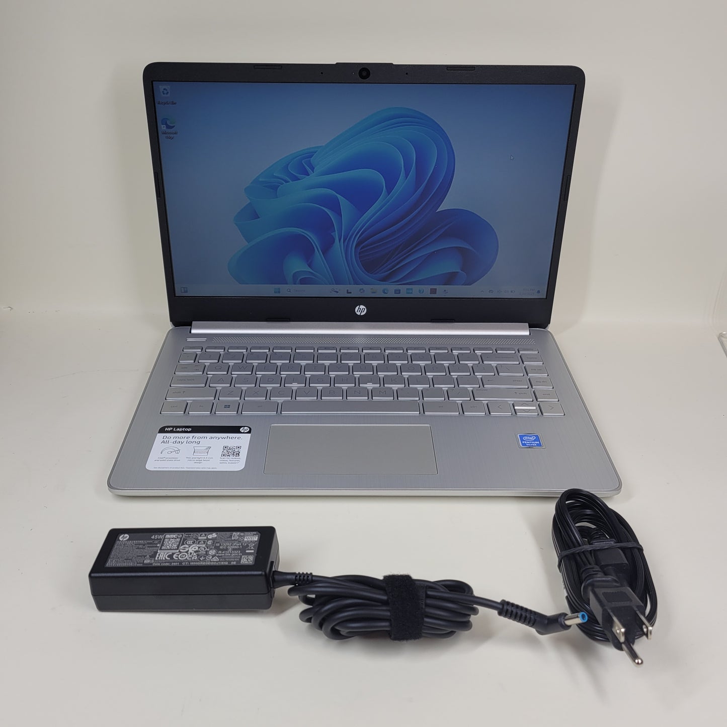 HP 14-DB0703DX 14" Intel Pentium Silver N5030 1.1GHz 16GB RAM 128GB eMMc