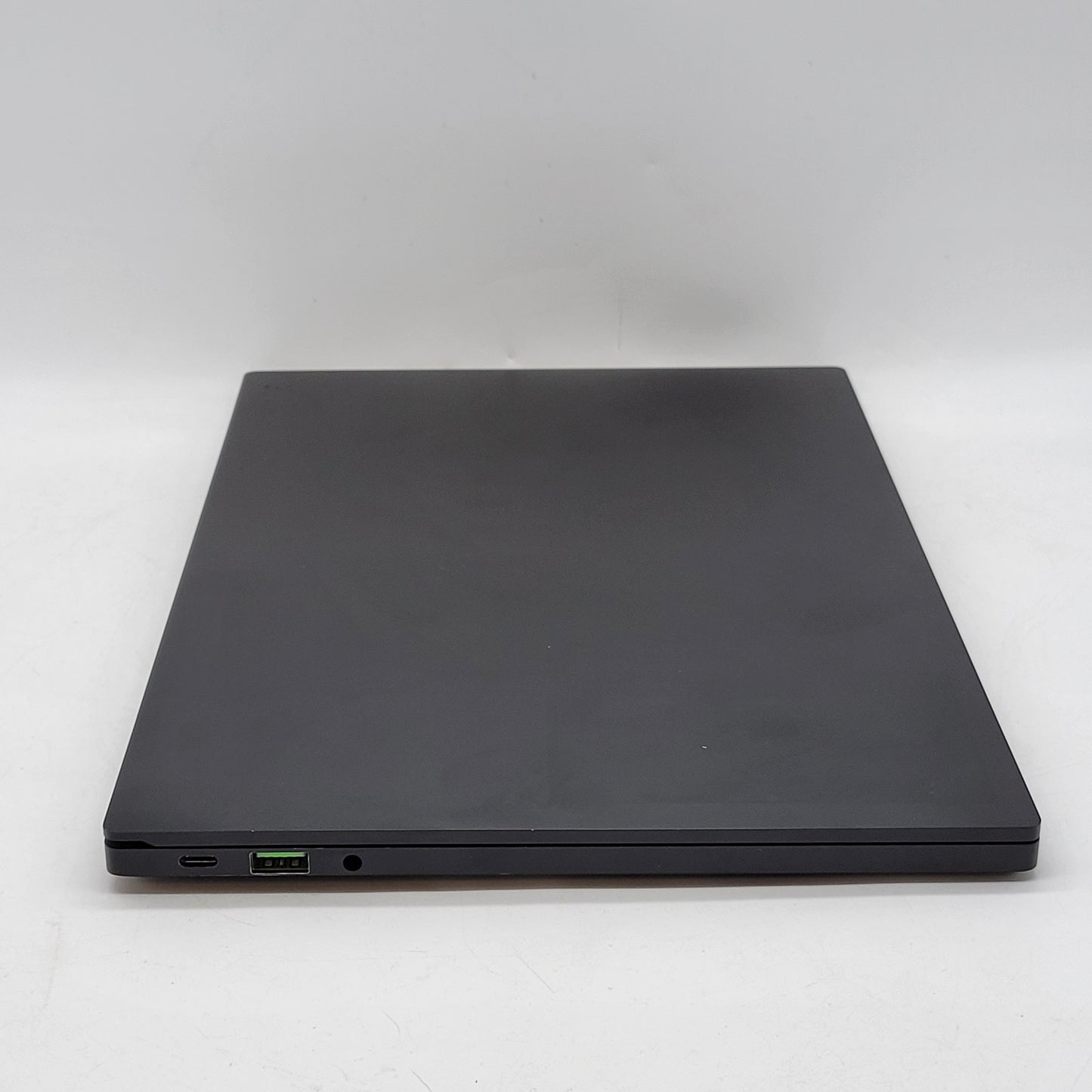 Razer Blade Stealth 13 RZ09-0327 i7-1165G7 16GB RAM 512GB GTX 1650 Ti Max-Q